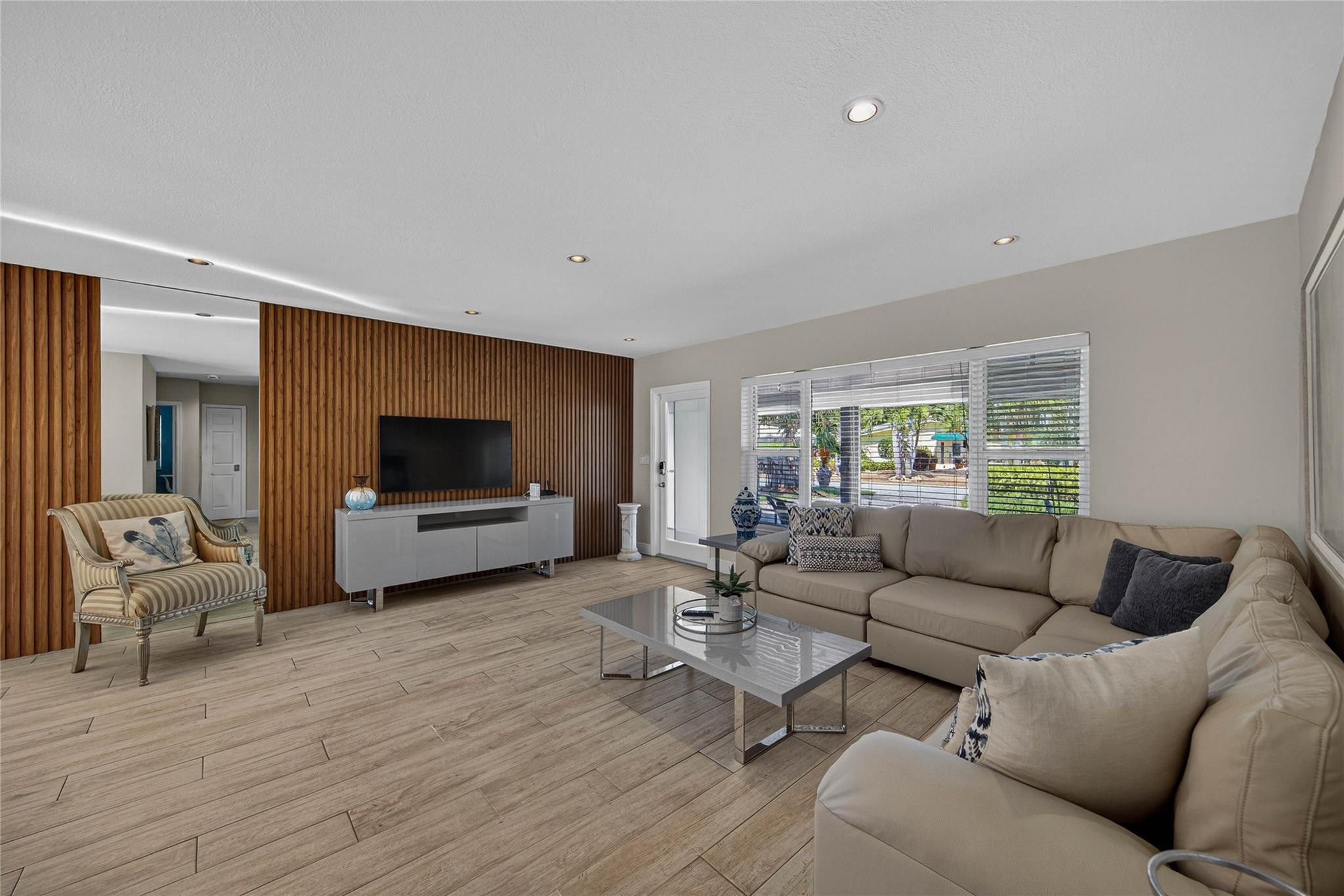 Beverly Shores 30-27 B - Residential