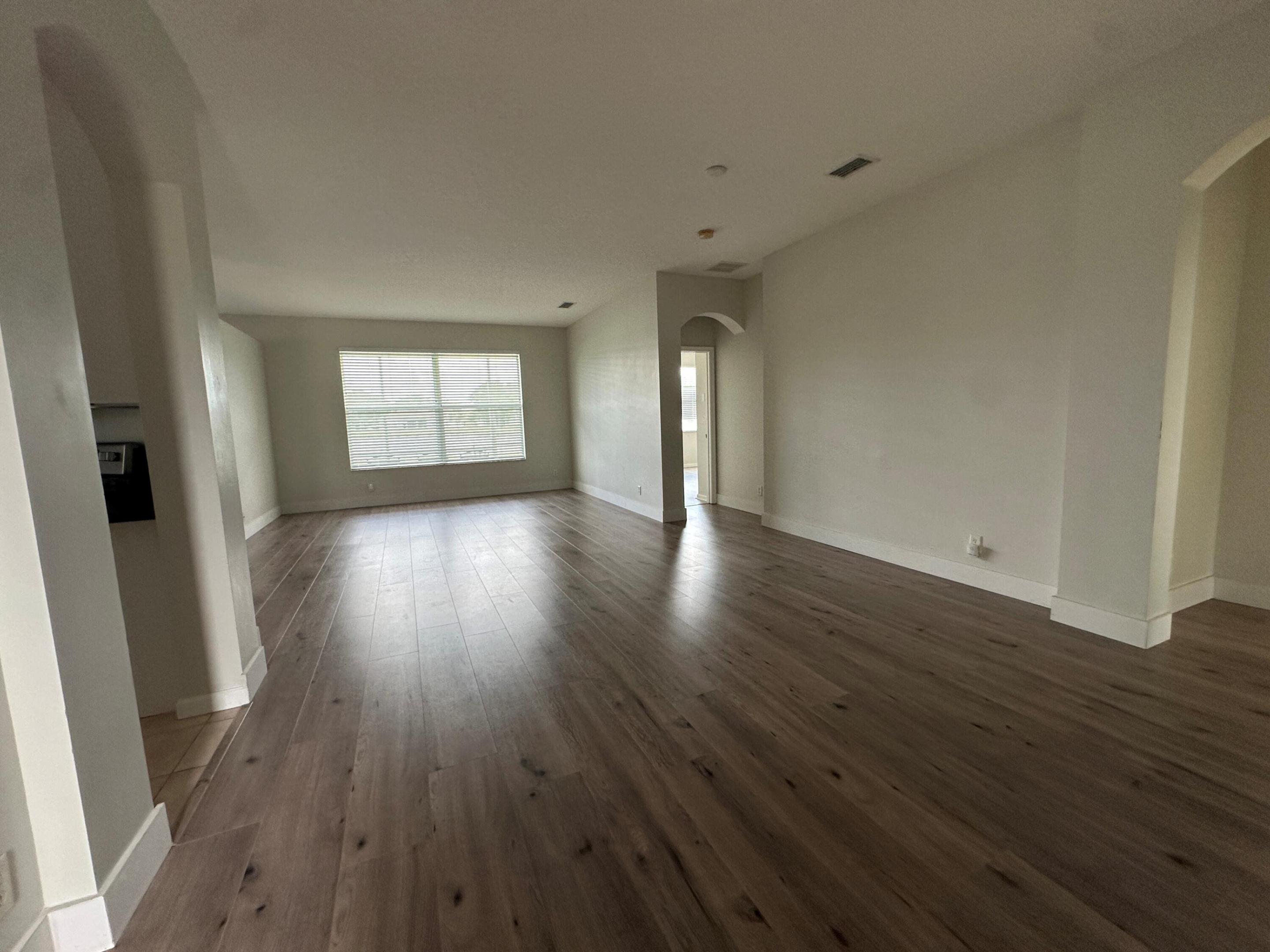 EMERALD ESTATES SUB - Residential