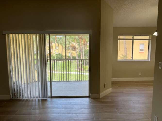 NAPOLI GARDENS AT CORAL SPRINGS - Residential Lease