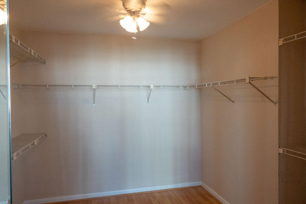 200 LESLIE CONDO - Residential