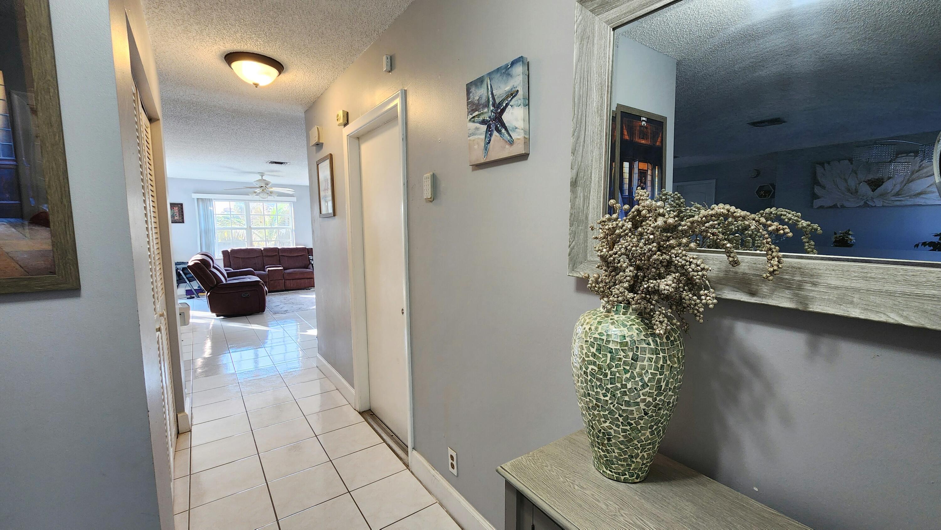 PALM BEACH LAKES NORTH 1 - Residential