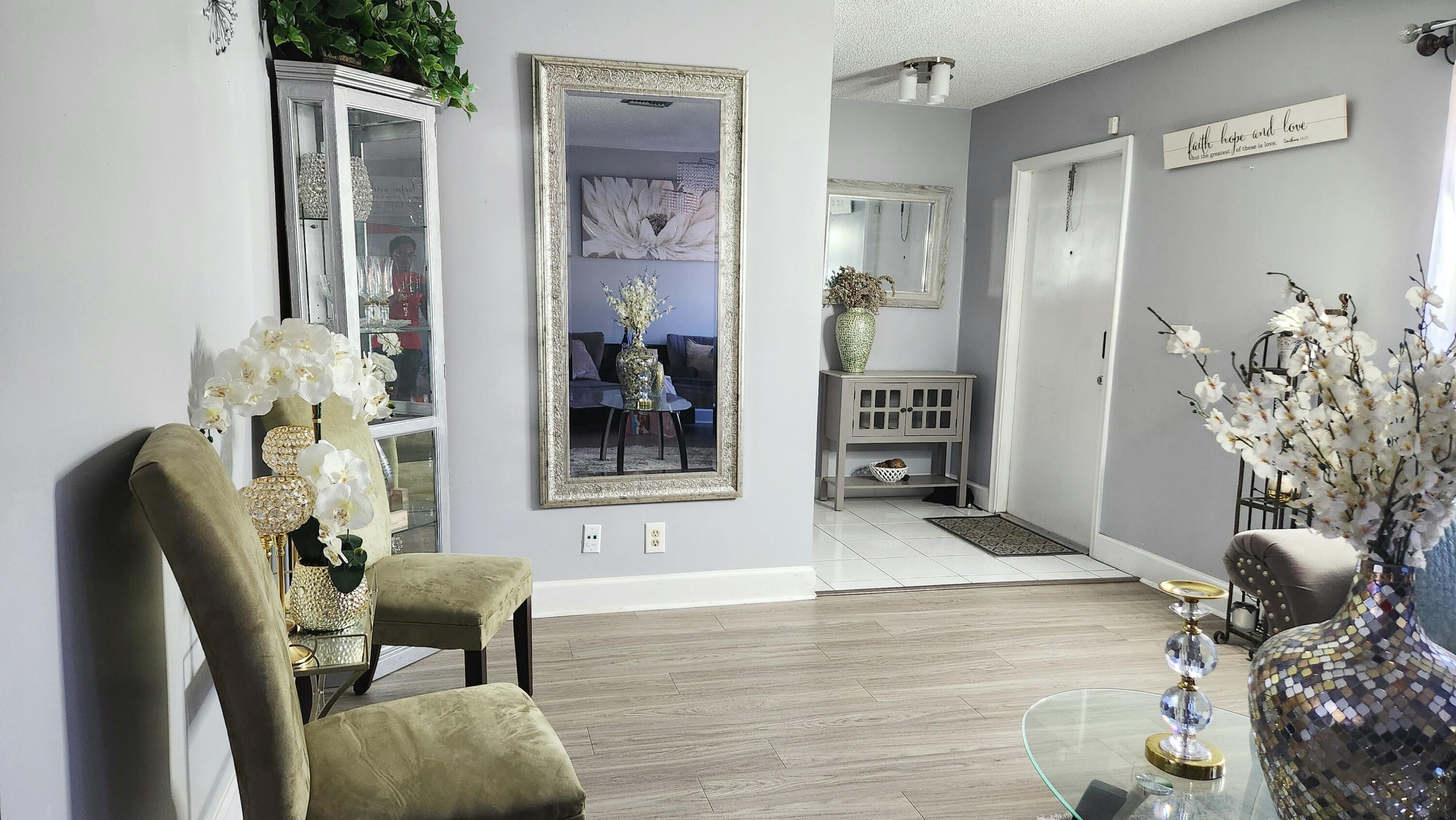 PALM BEACH LAKES NORTH 1 - Residential