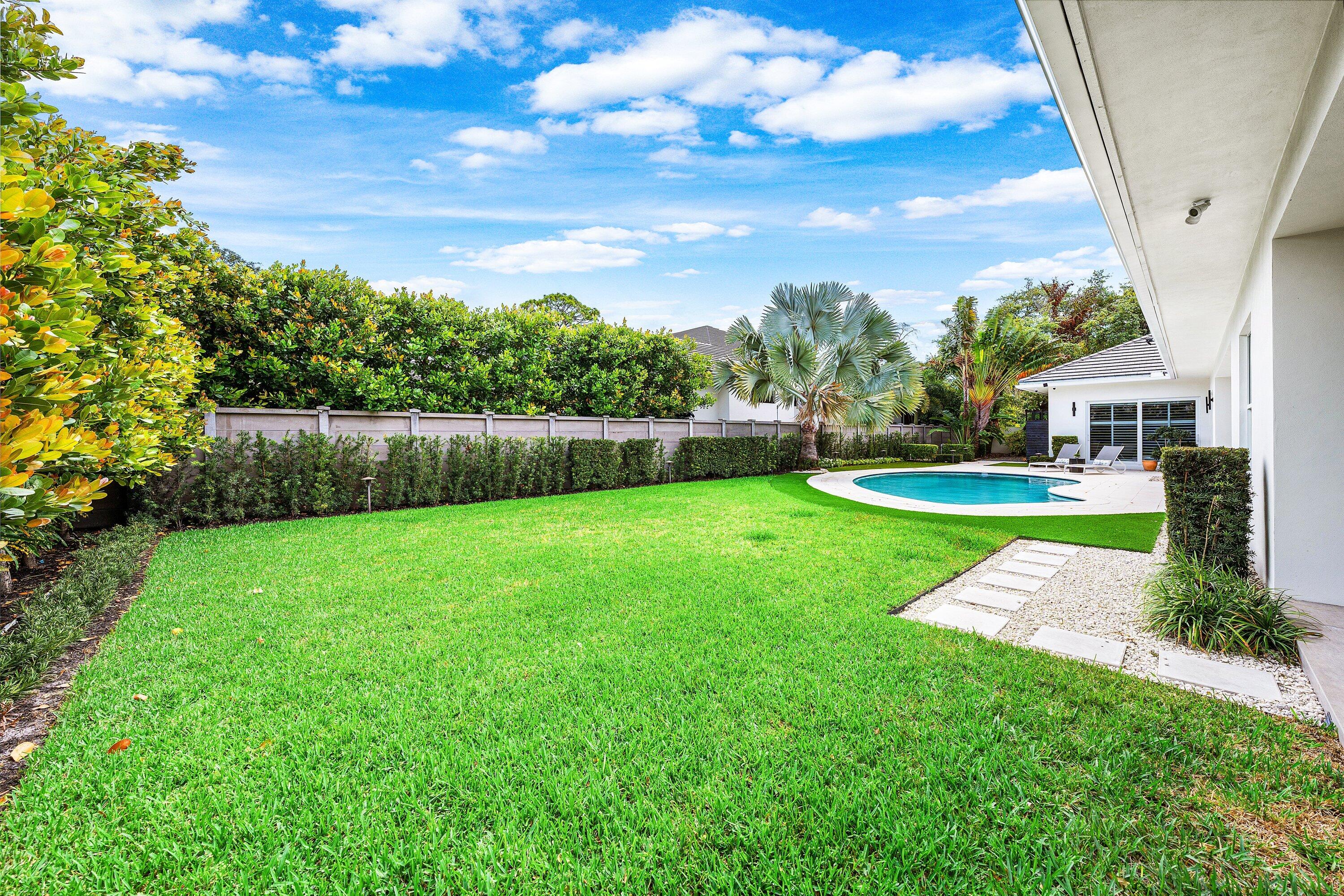 MACHLE PROPERTY ON AM 49 - Residential