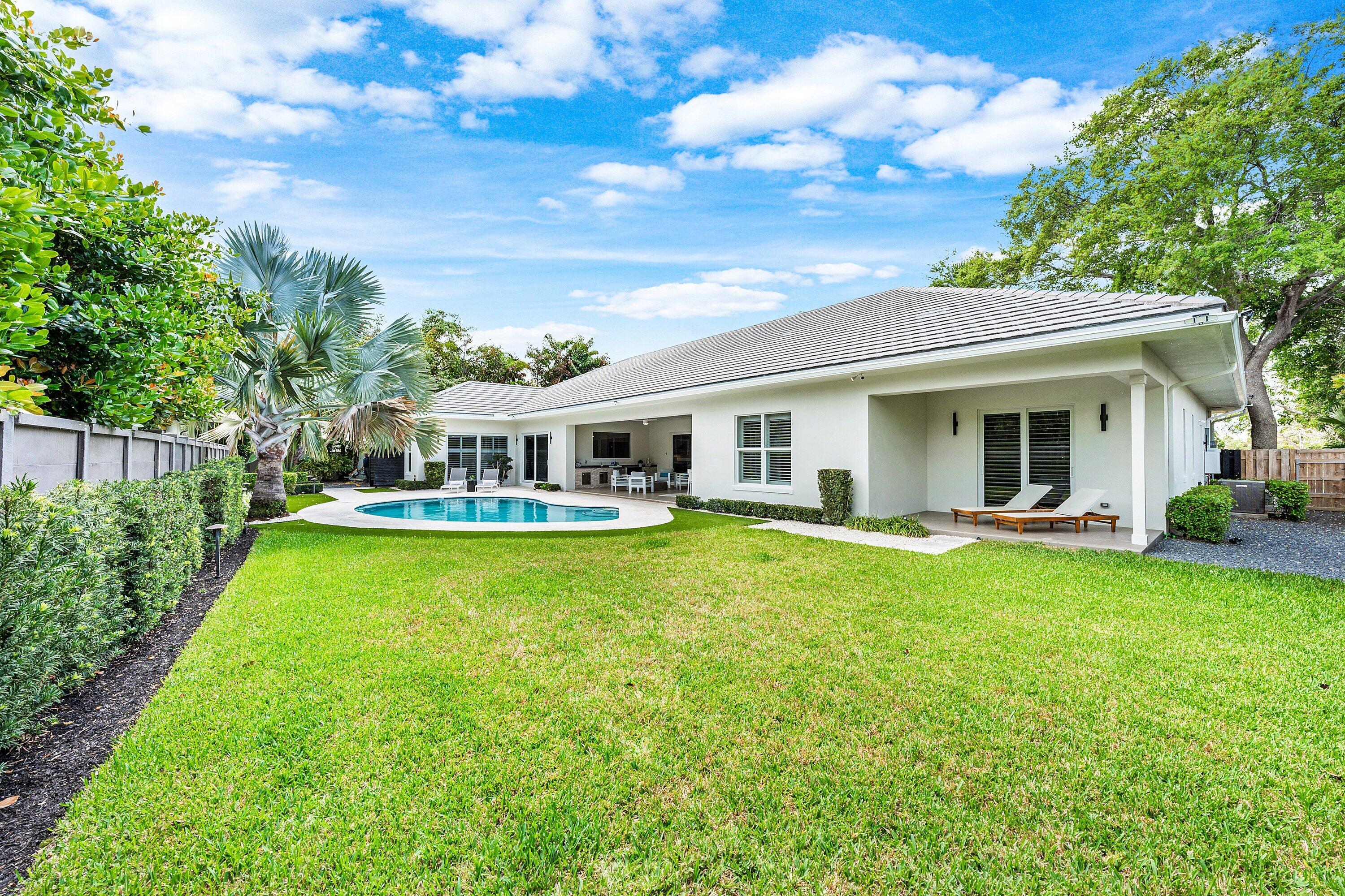 MACHLE PROPERTY ON AM 49 - Residential