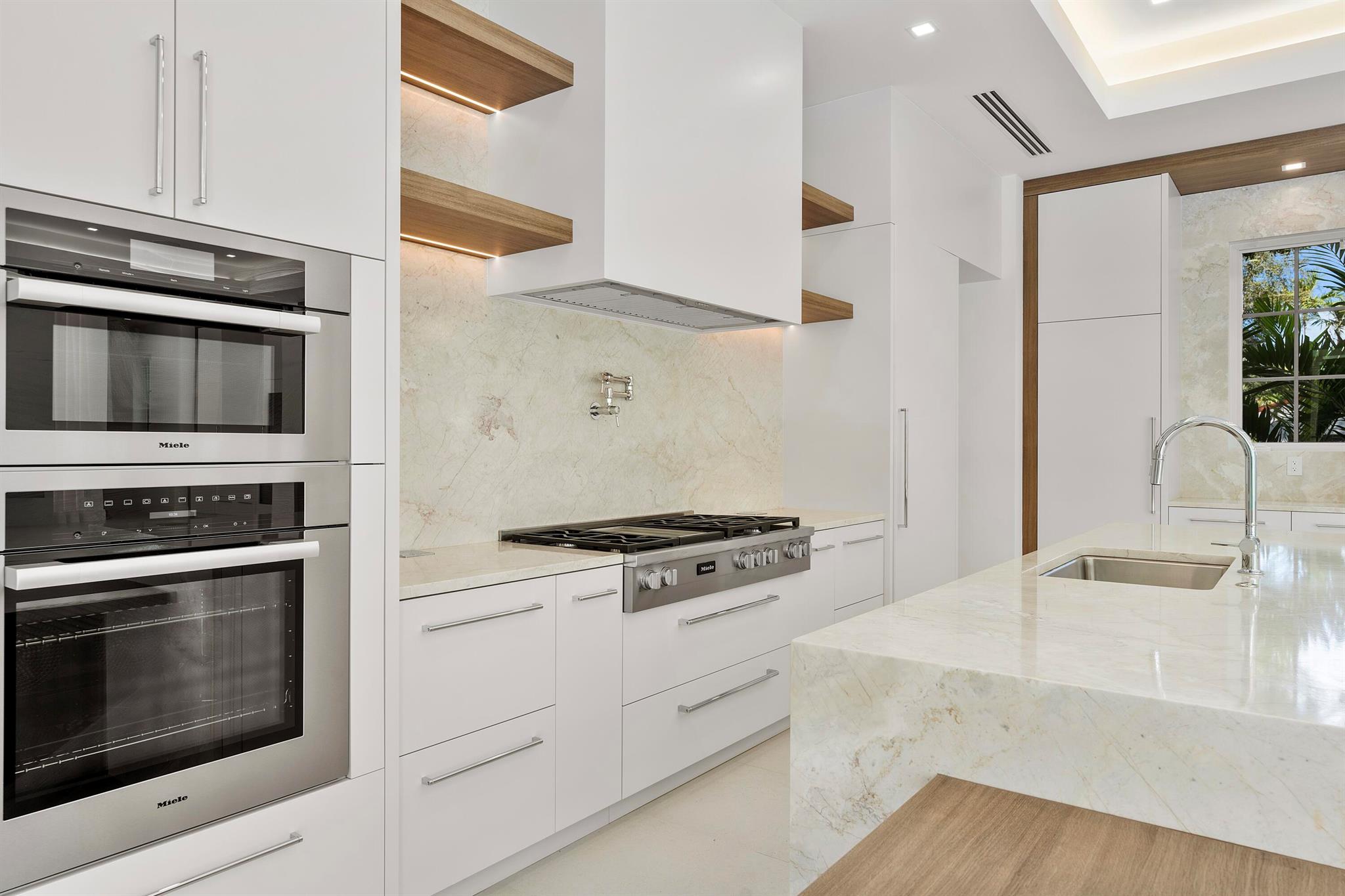 CORAL GABLES RIVIERA SEC 11 REV - Residential