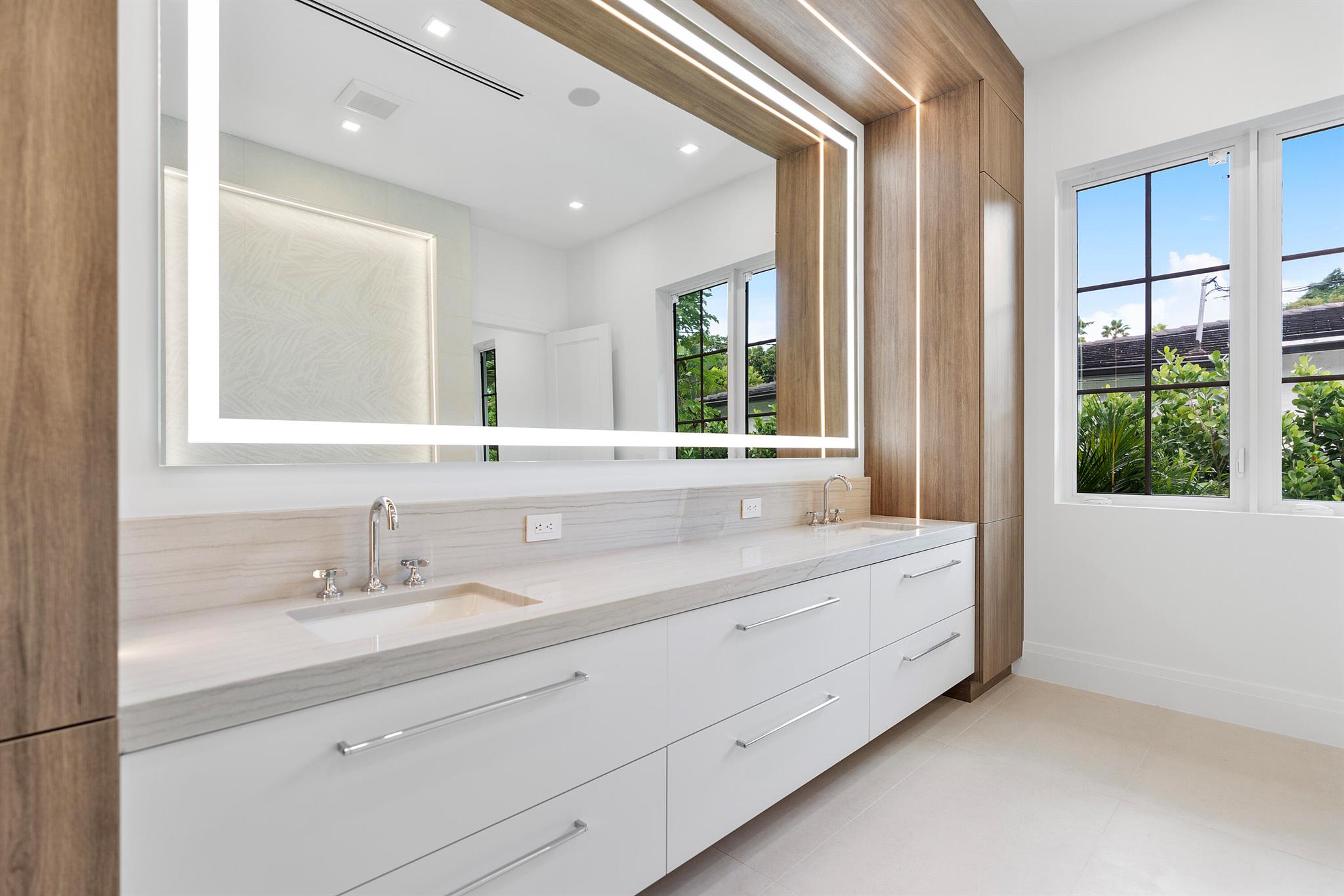 CORAL GABLES RIVIERA SEC 11 REV - Residential