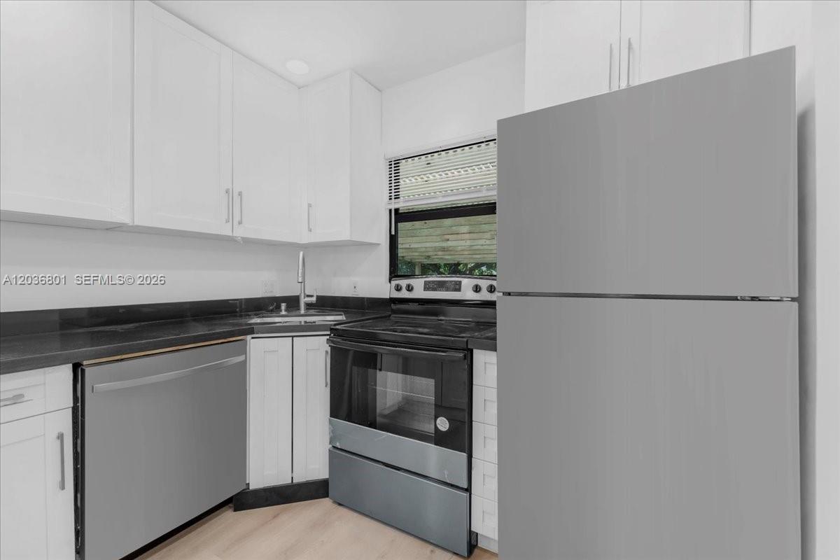 HILLS TRAIL GROVE - Residential Lease