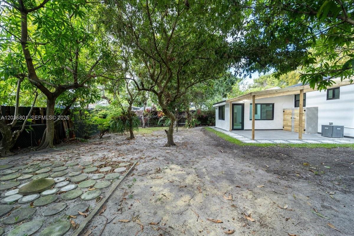 HILLS TRAIL GROVE - Residential Lease