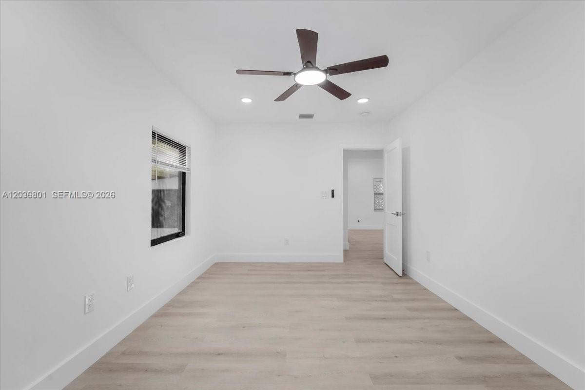HILLS TRAIL GROVE - Residential Lease