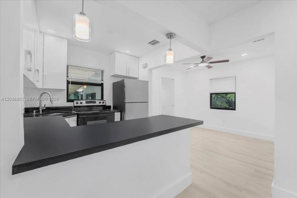 HILLS TRAIL GROVE - Residential Lease