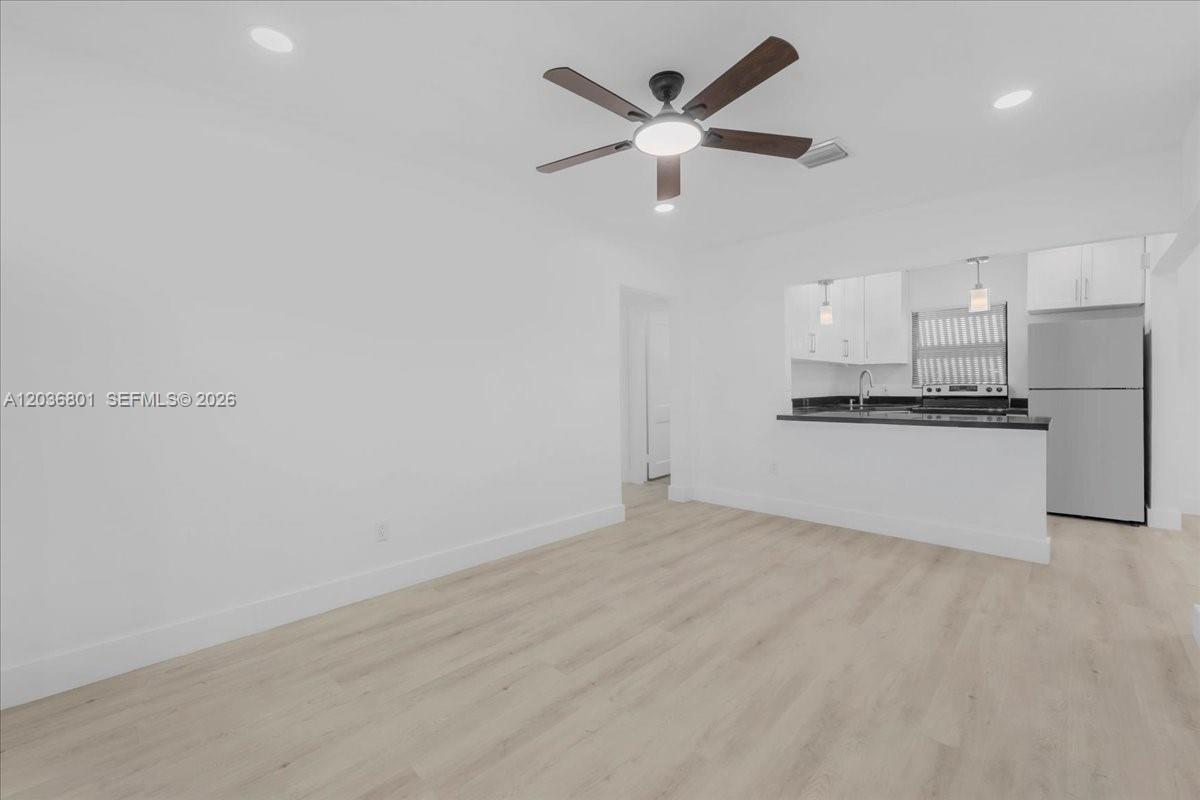 HILLS TRAIL GROVE - Residential Lease