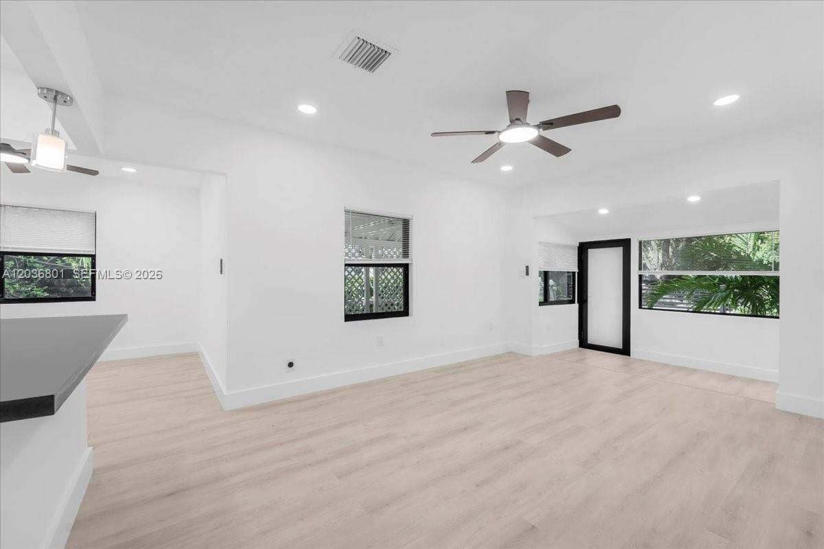 HILLS TRAIL GROVE - Residential Lease