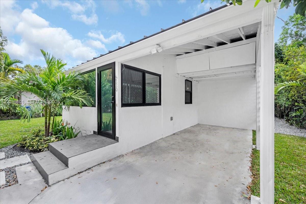 HILLS TRAIL GROVE - Residential Lease