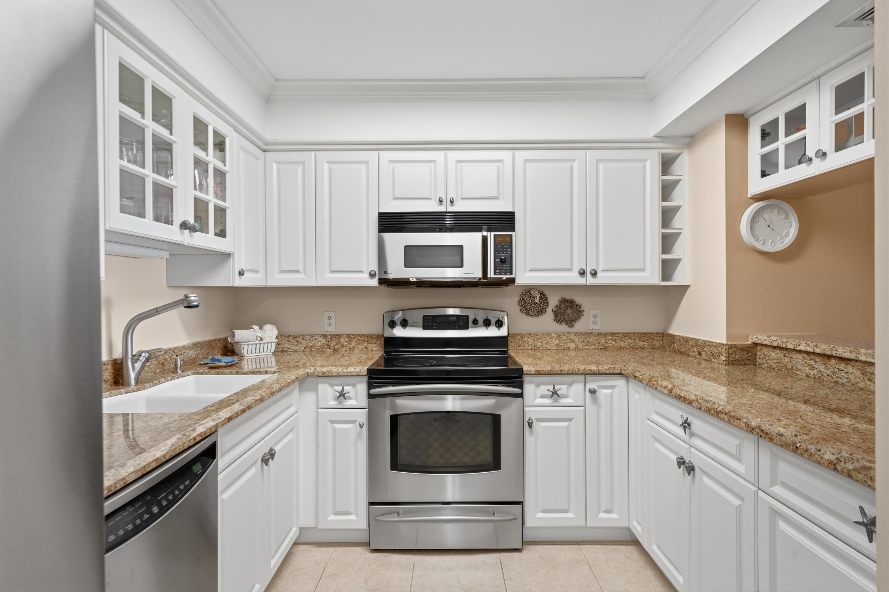 JUNO SHORES RESORT CONDO - Residential