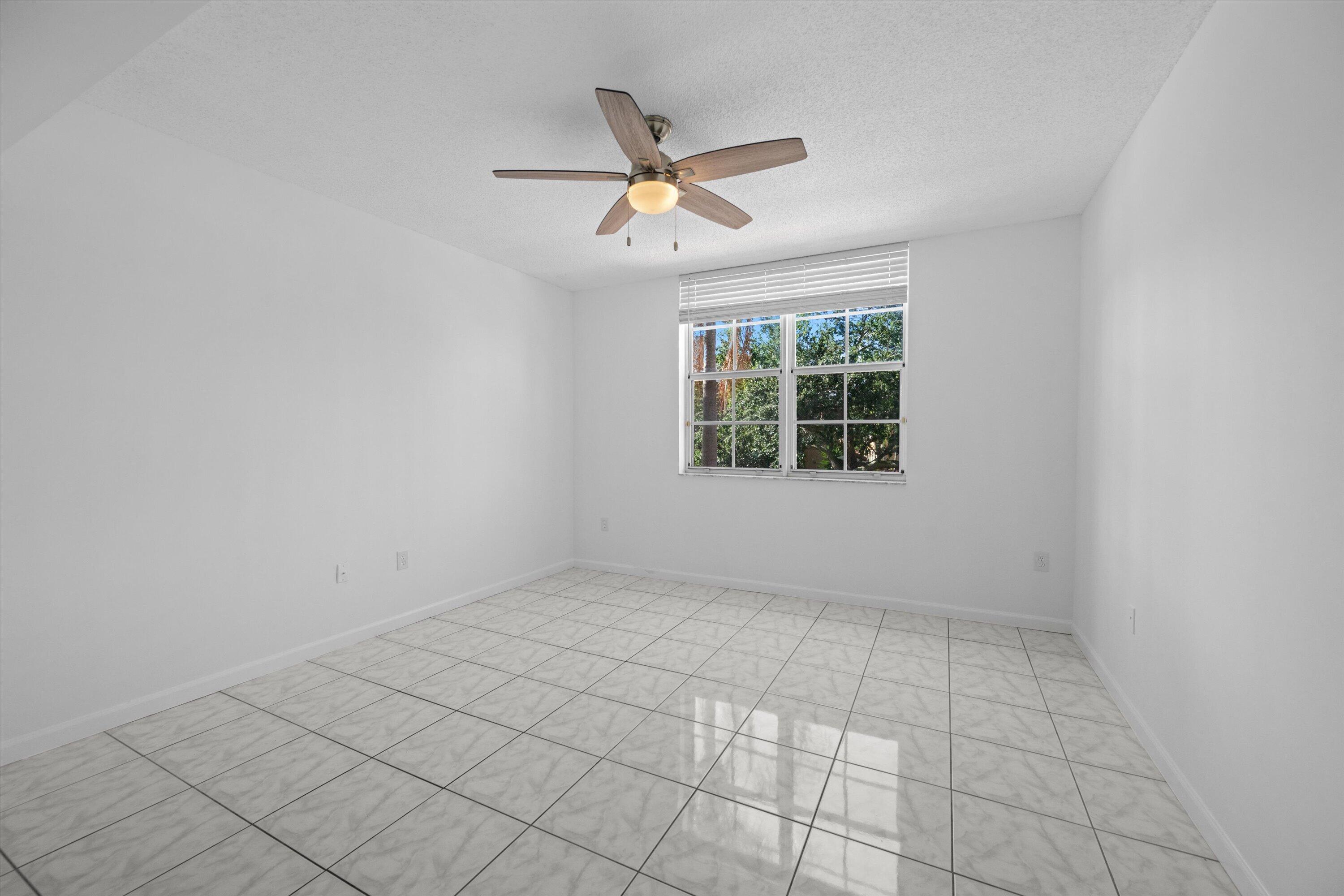 ST ANDREWS AT POLO CLUB CONDO - Residential