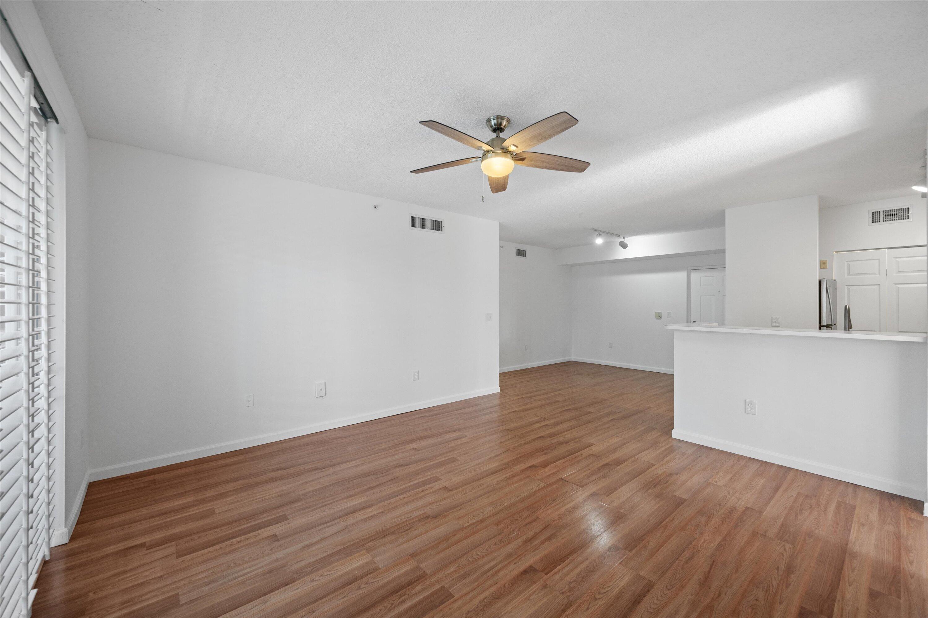 ST ANDREWS AT POLO CLUB CONDO - Residential