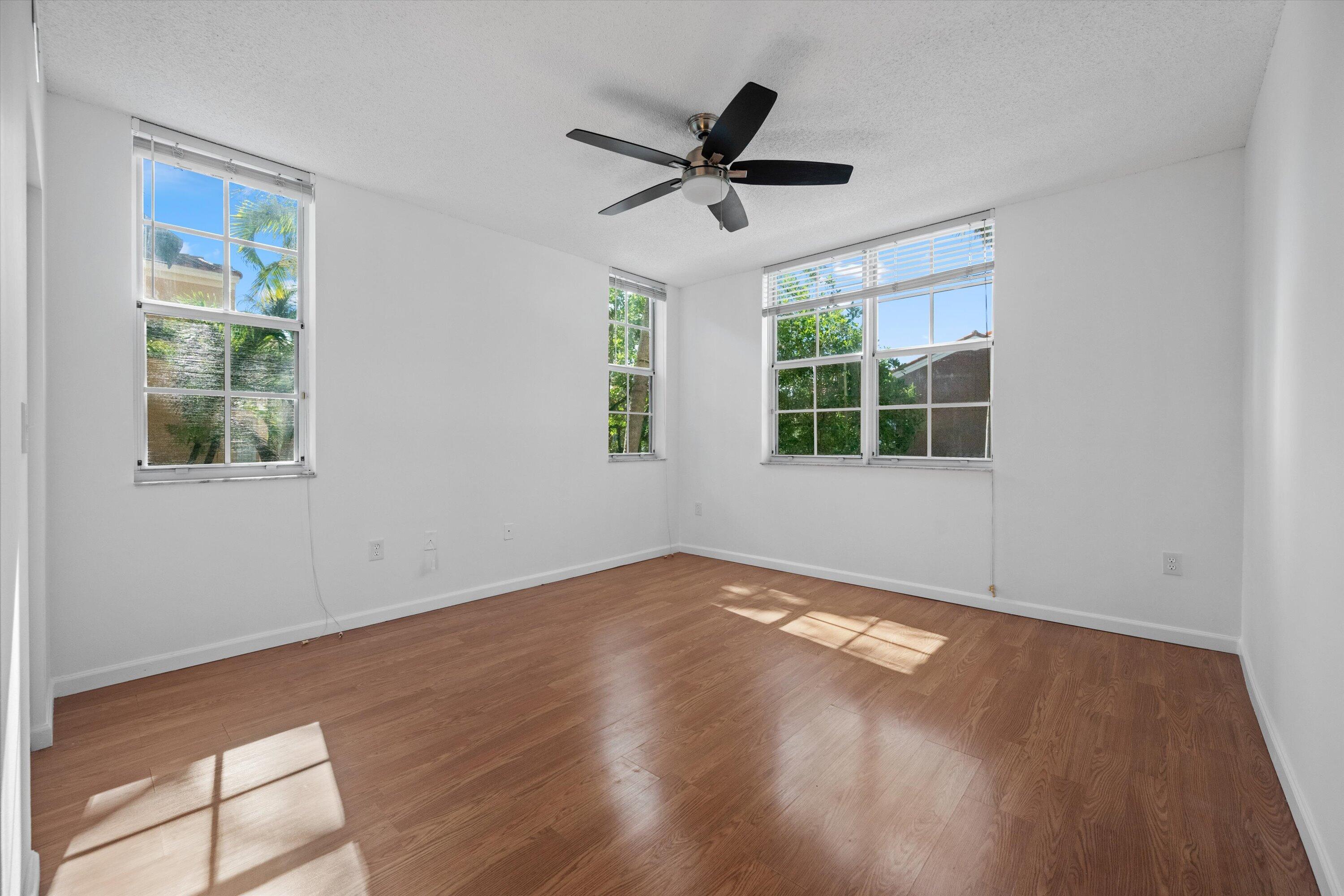 ST ANDREWS AT POLO CLUB CONDO - Residential