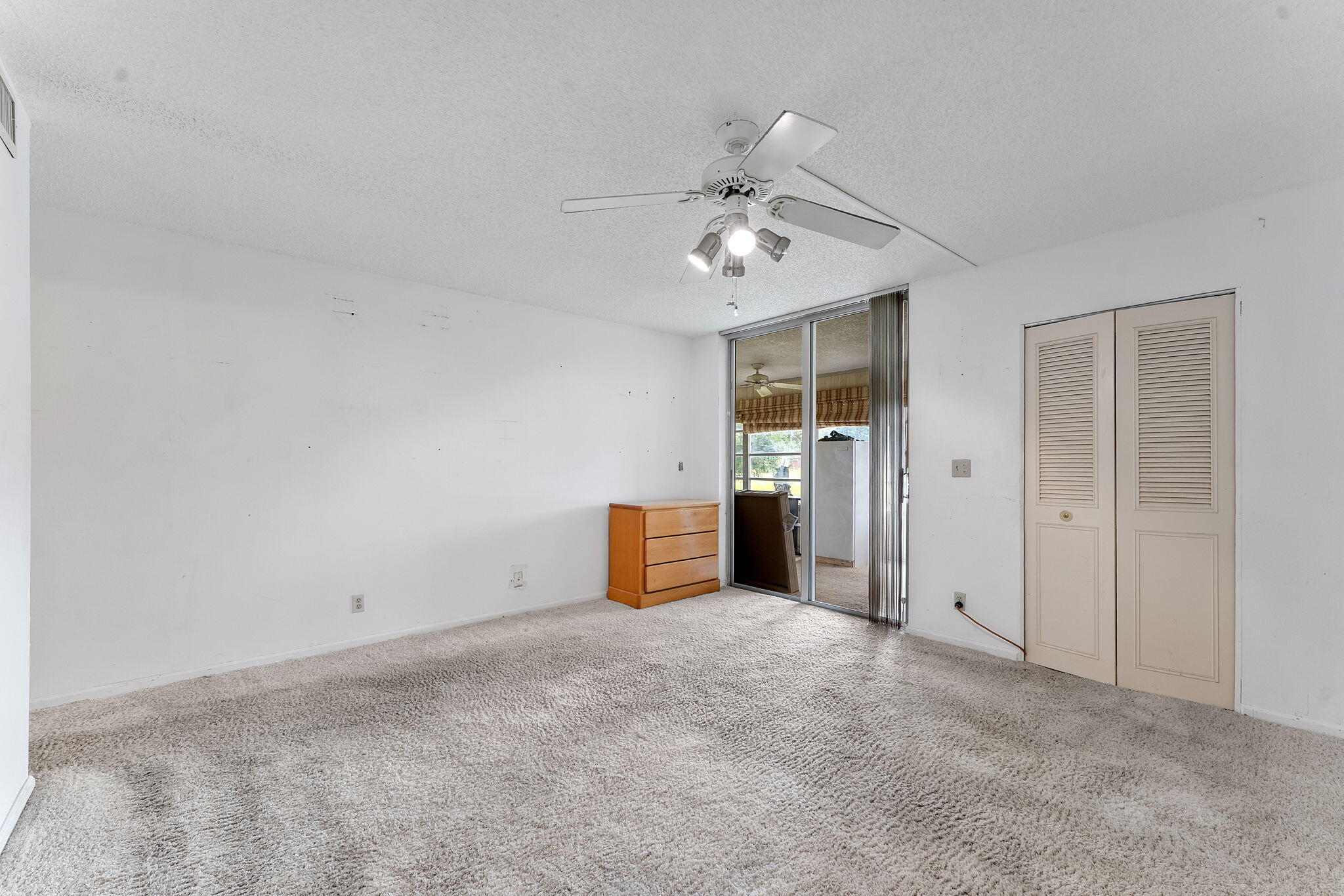 PALM LAKES CONDO - Residential