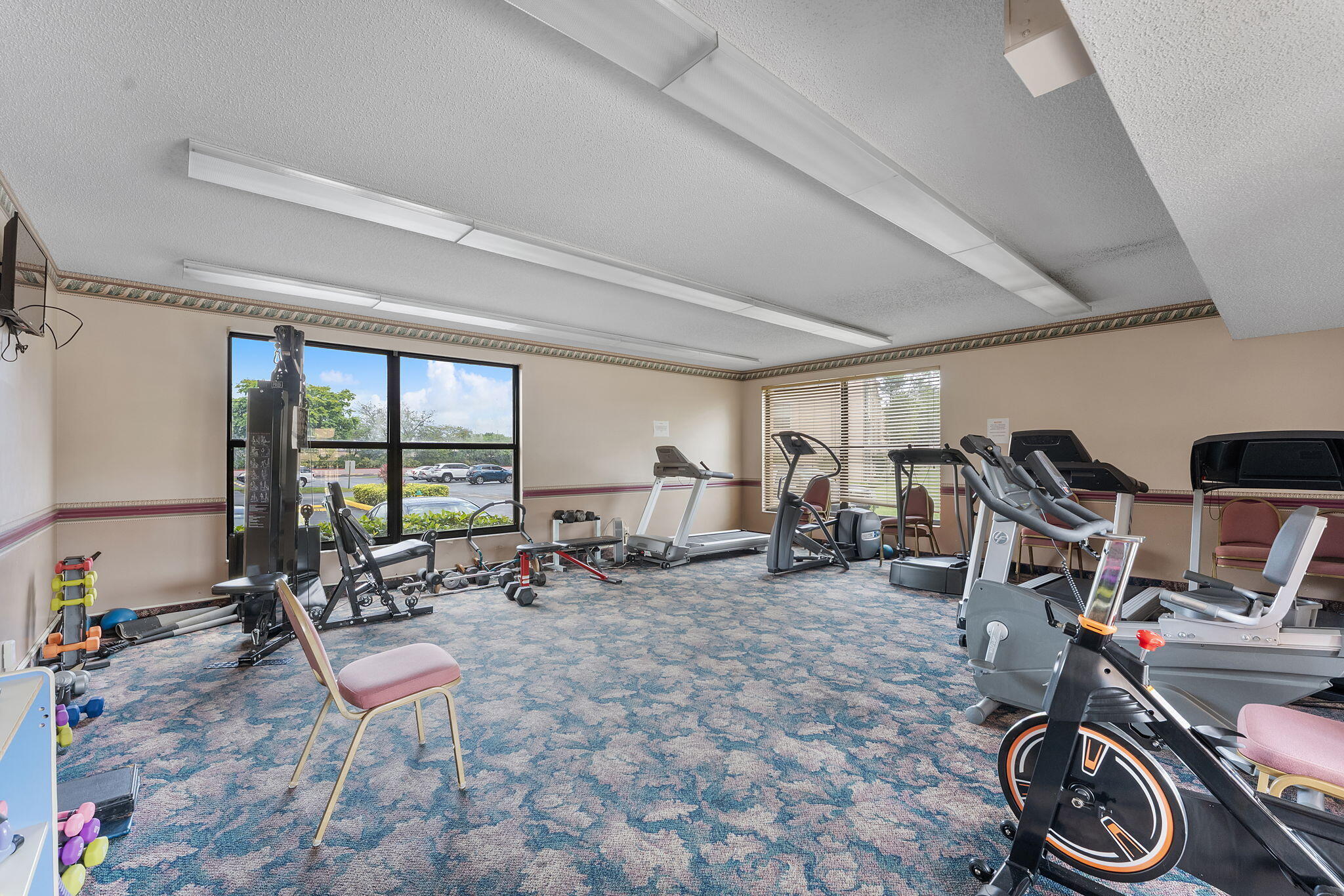PALM LAKES CONDO - Residential