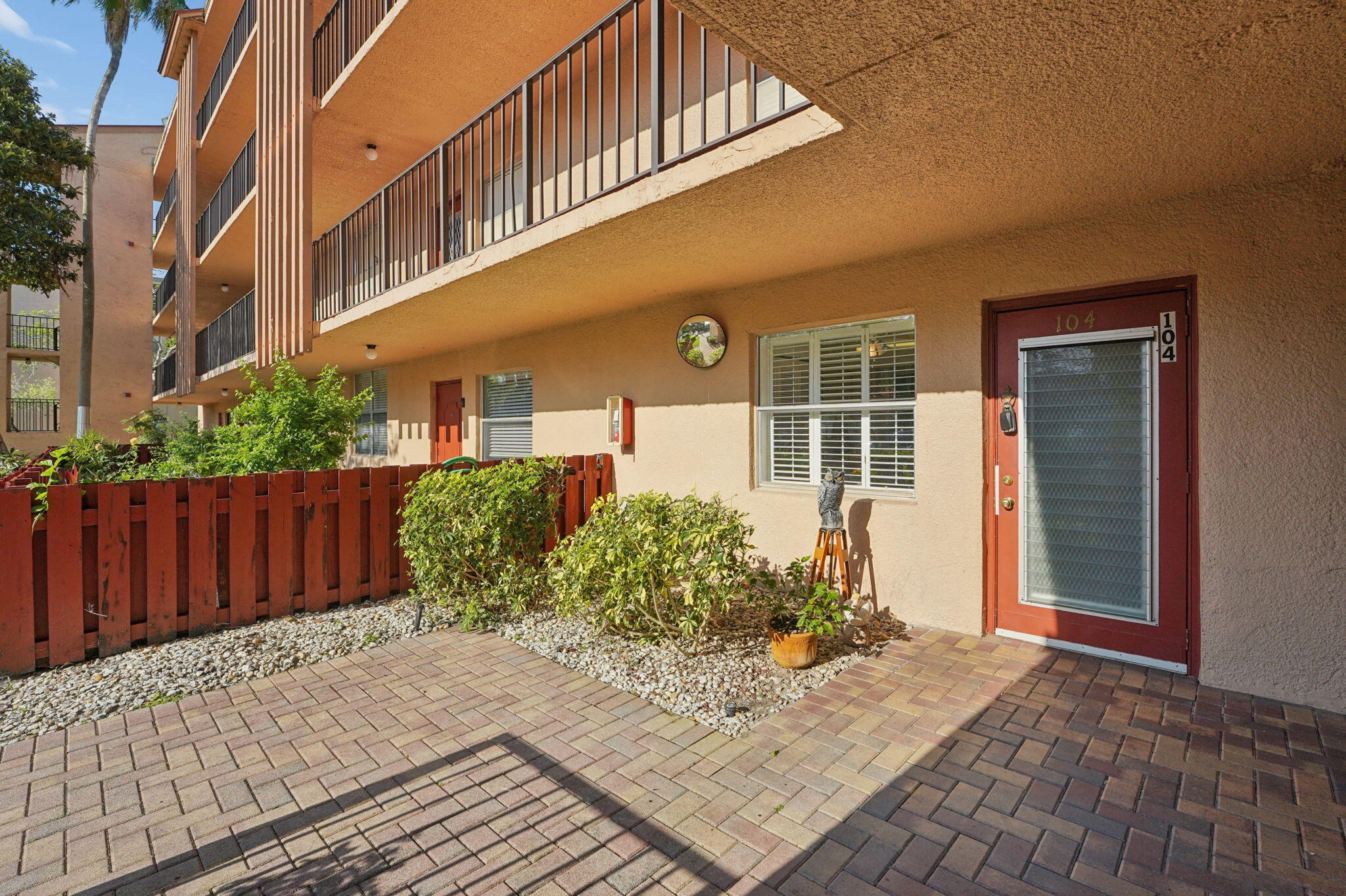 PALM LAKES CONDO - Residential
