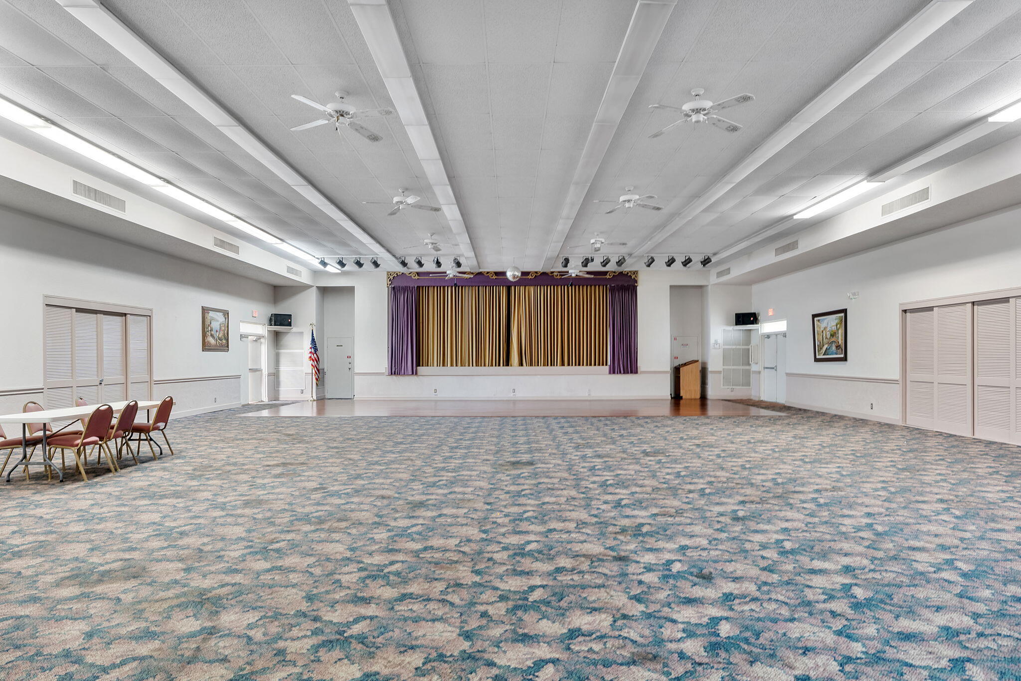 PALM LAKES CONDO - Residential