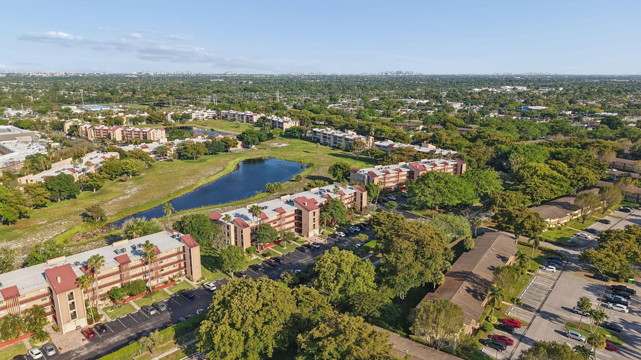 PALM LAKES CONDO - Residential