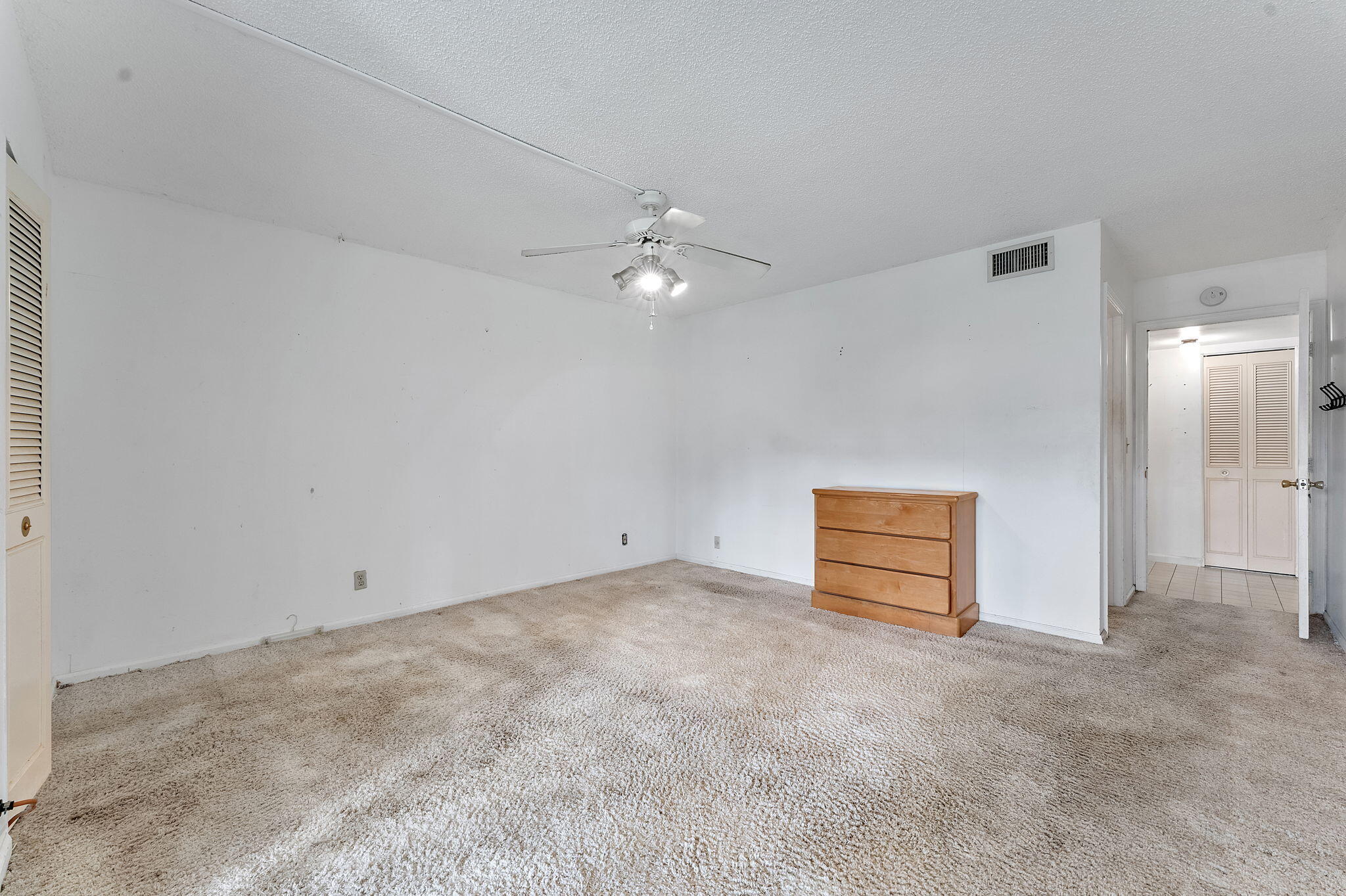PALM LAKES CONDO - Residential