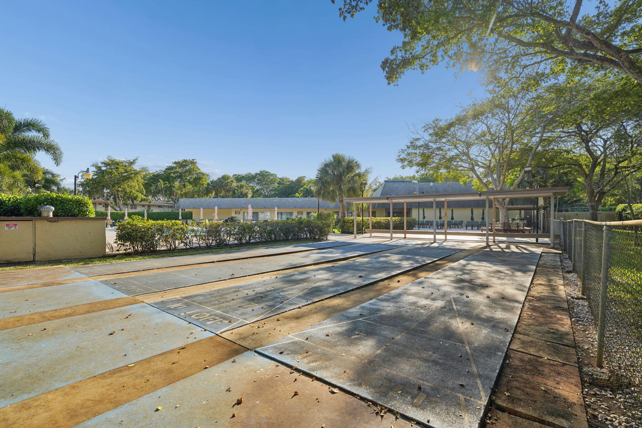 PALM LAKES CONDO - Residential