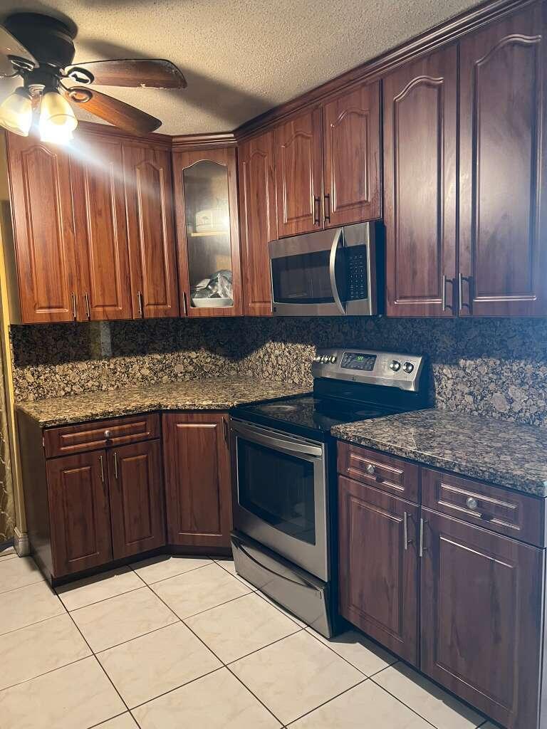 MAINLANDS OF TAMARAC LAKES - Residential