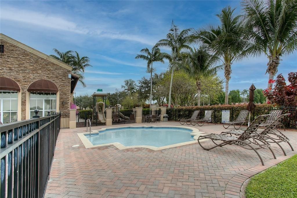 Villas at Carmel - Residential