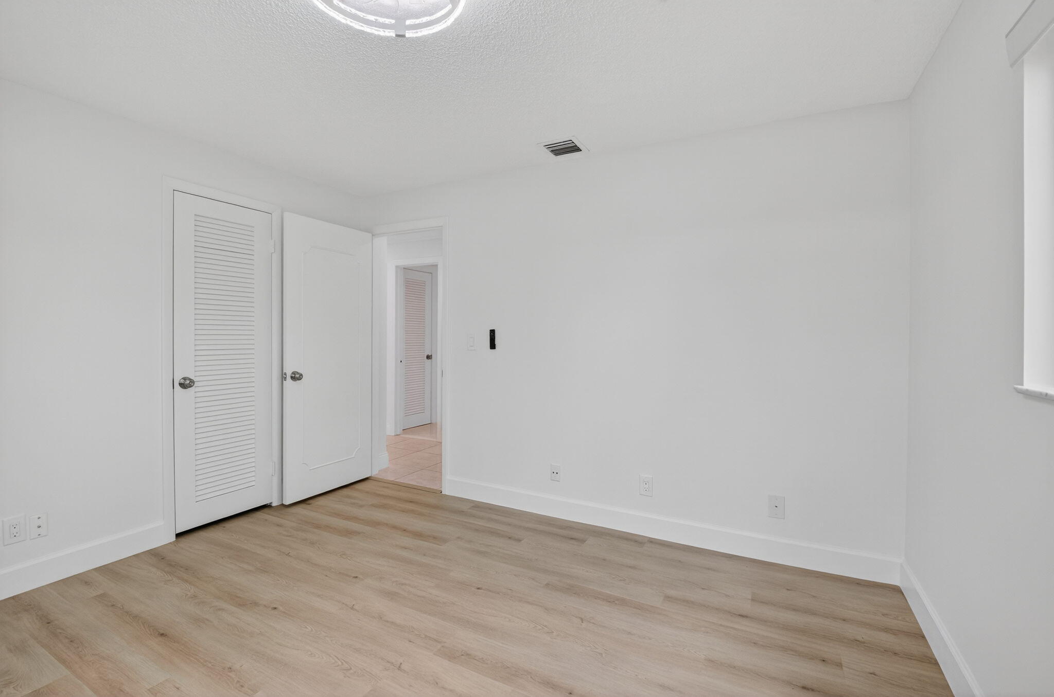 KINGSLAND PINES - Residential