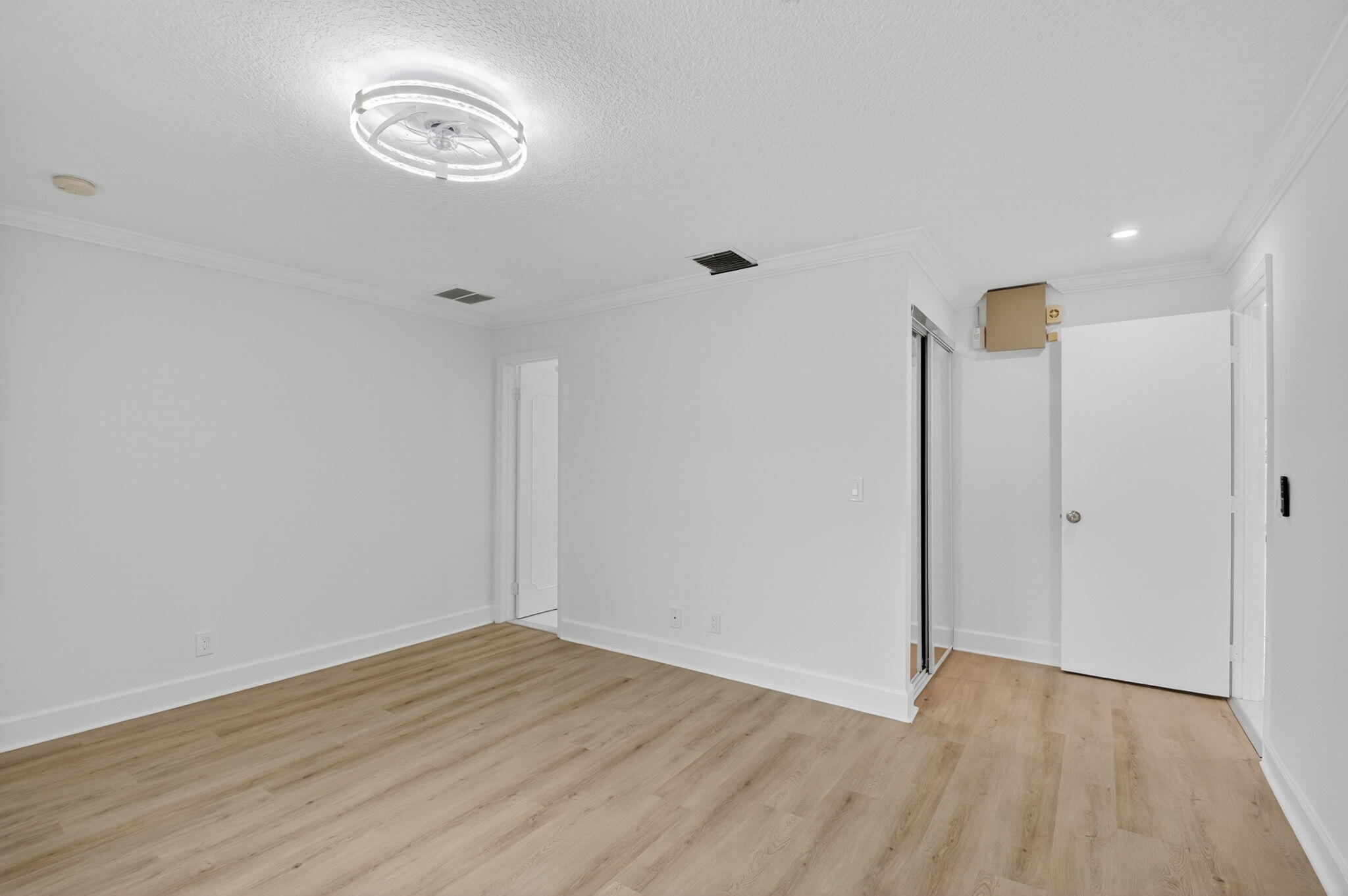 KINGSLAND PINES - Residential
