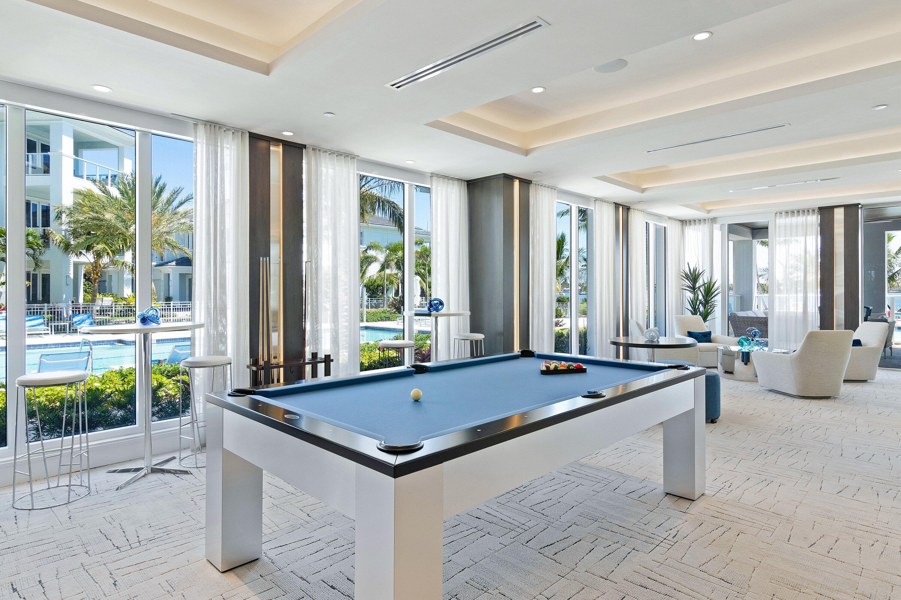 WATER CLUB - Residential