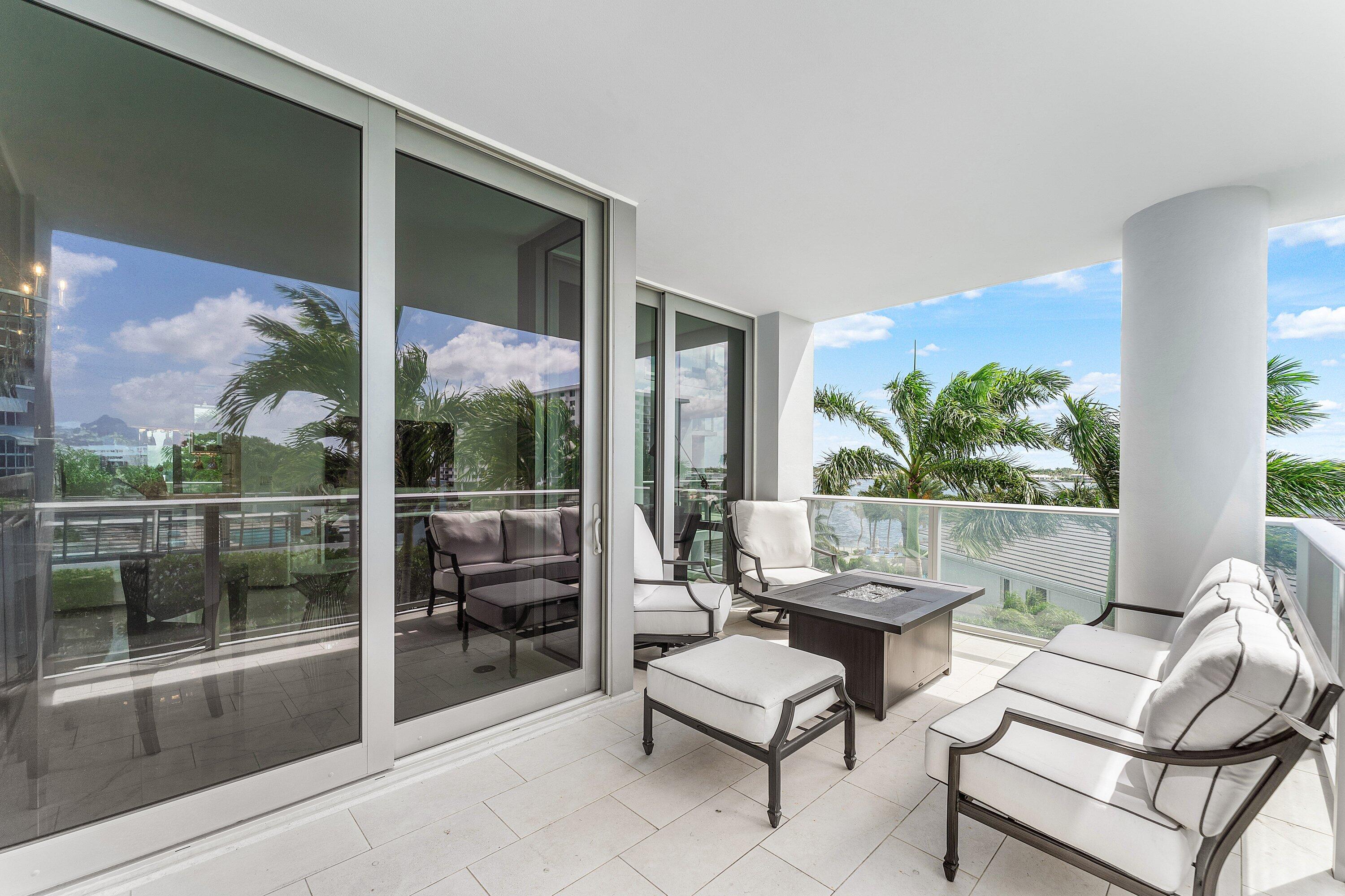 WATER CLUB - Residential