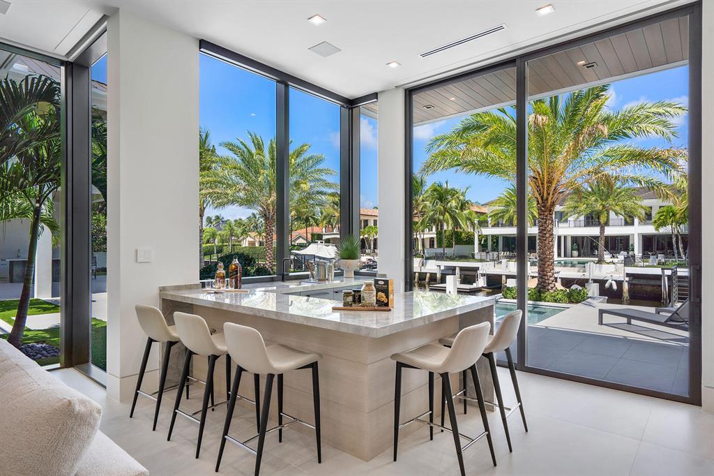 ROYAL PALM YACHT & COUNTRY CLUB - Residential