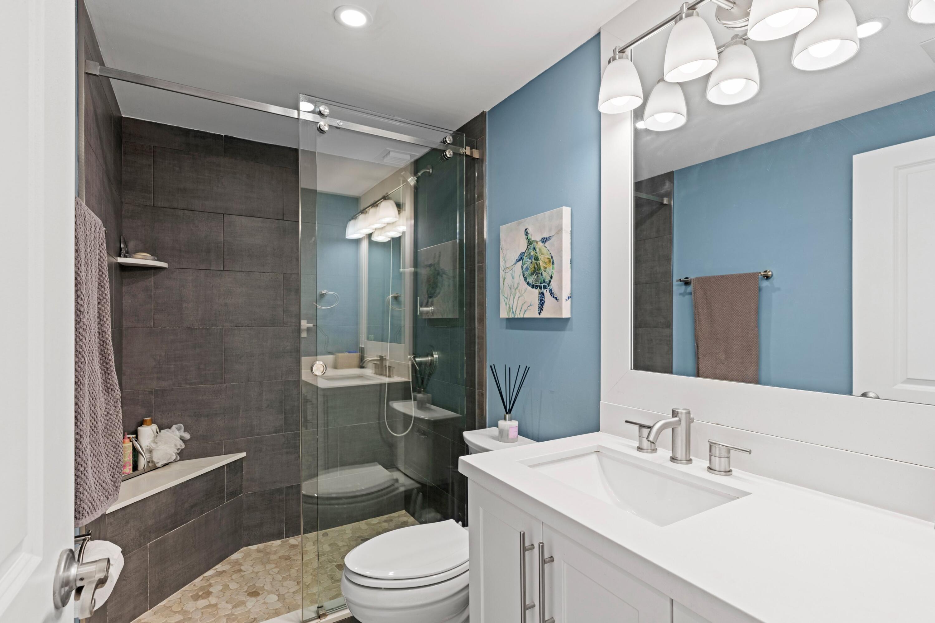 MARINE TOWER CONDO - Residential