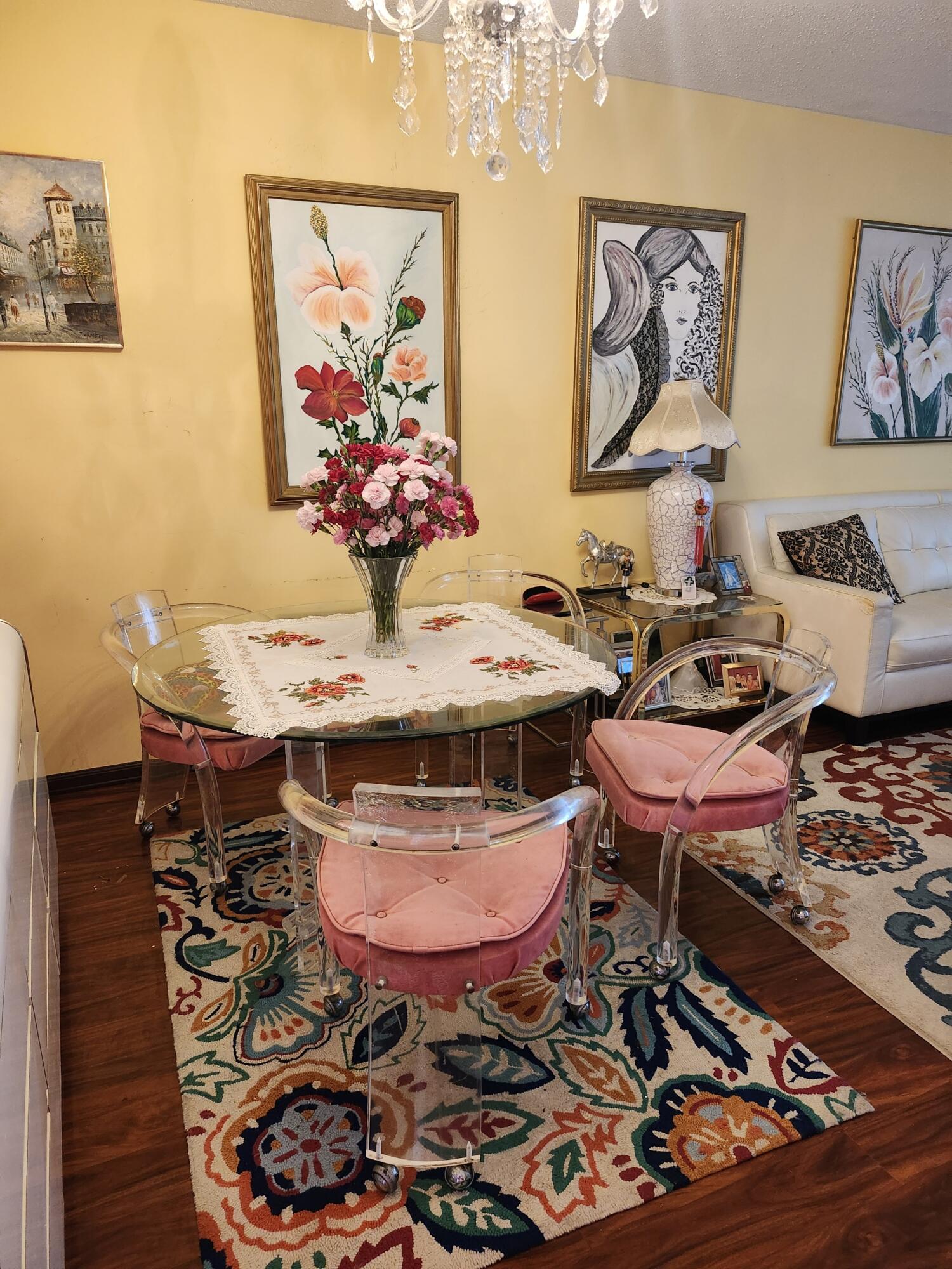 VILLAGE ROYALE ON THE GREEN CONDO - Residential Lease
