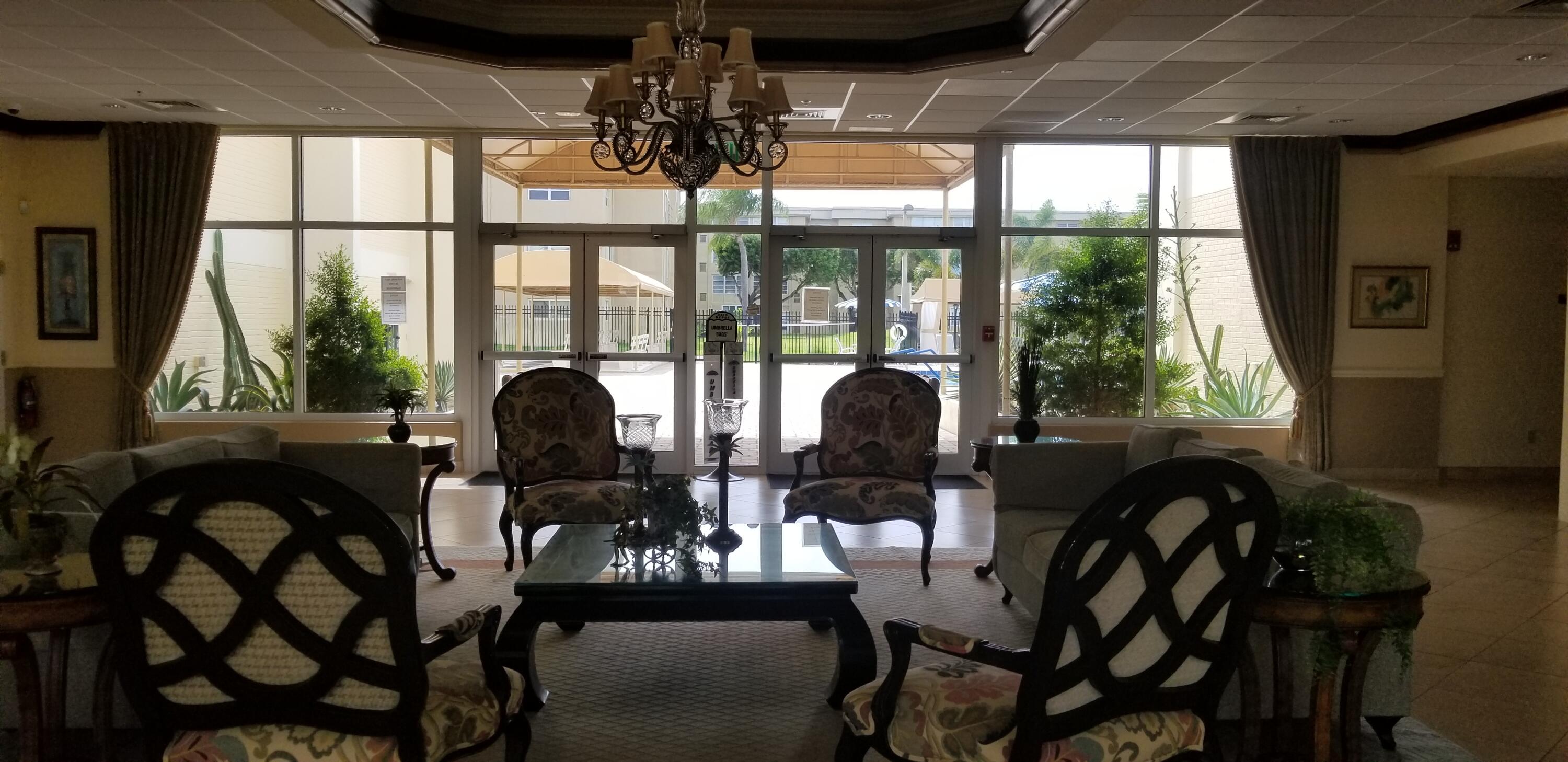 VILLAGE ROYALE ON THE GREEN CONDO - Residential Lease