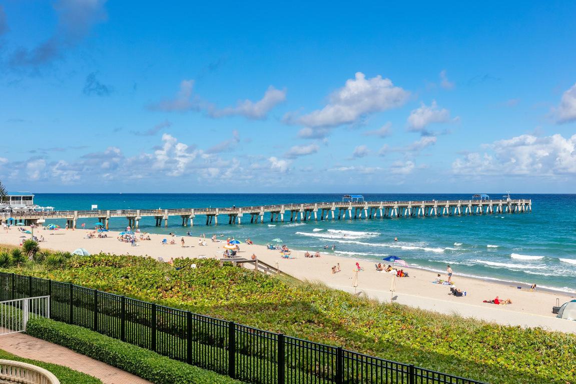 Spectacular oceanfront condominium with 3 bedroom, 4 bathrooms, and 1 powder room. Elevator foyer leads to light filled great room with commanding ocean views. Gourmet eat-in kitchen with two islands and top-of-the-line appliances. Family room with views of the Intracoastal. Beautiful oceanfront Owner's Suite with walk-in closet, large bath, and terrace access. Additional features include high ceilings, beautiful finishes, in-unit laundry room, and two large covered balconies. The Bellaria is a stunning full-service condominium with exercise room, full time manager, theater room, tennis facilities, and oceanfront pool and spas.