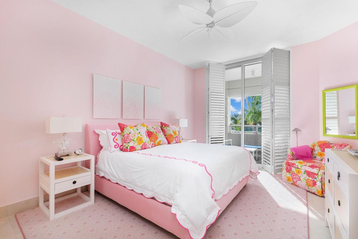BELLARIA CONDO - Residential