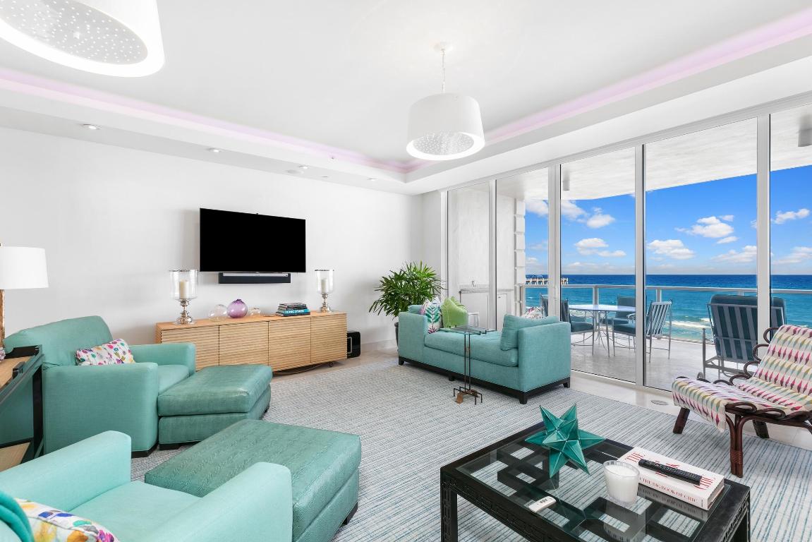 BELLARIA CONDO - Residential
