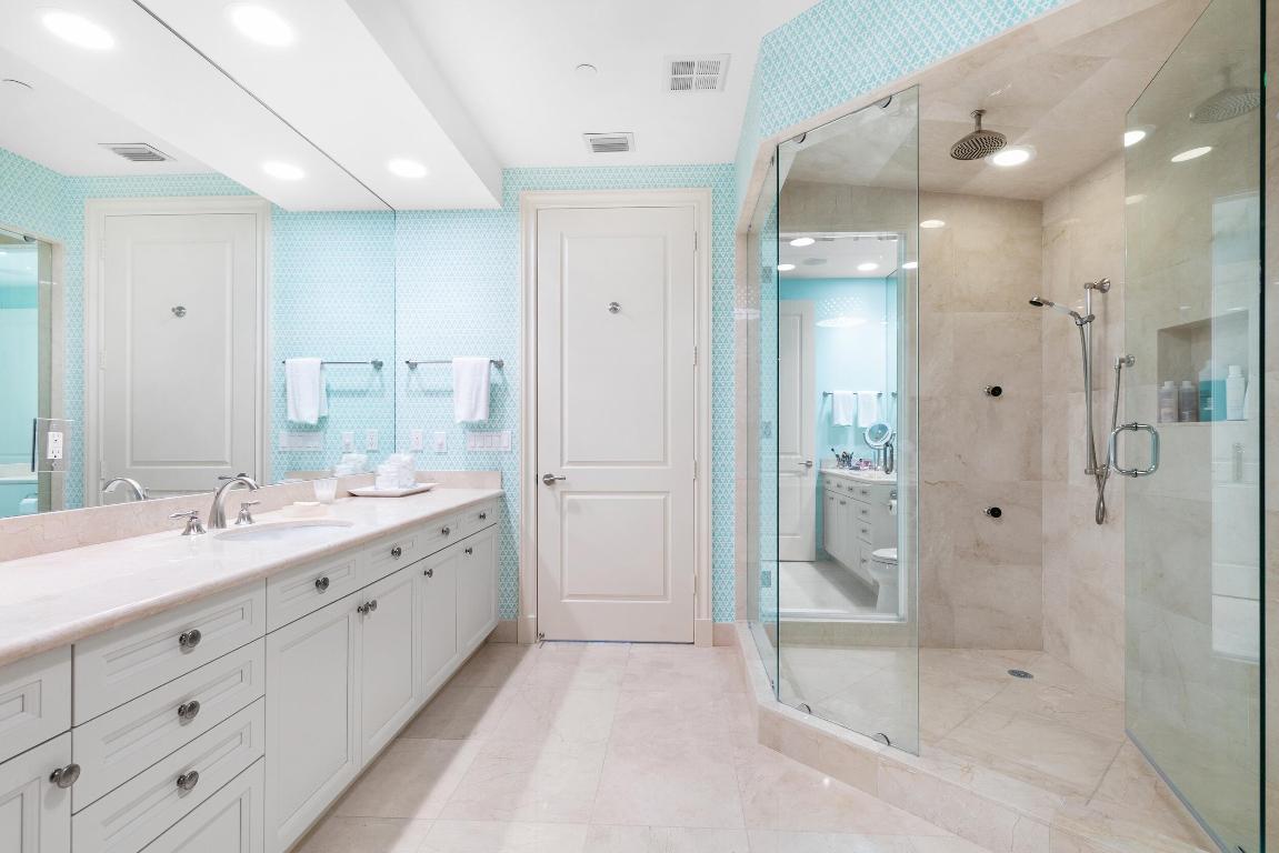 BELLARIA CONDO - Residential