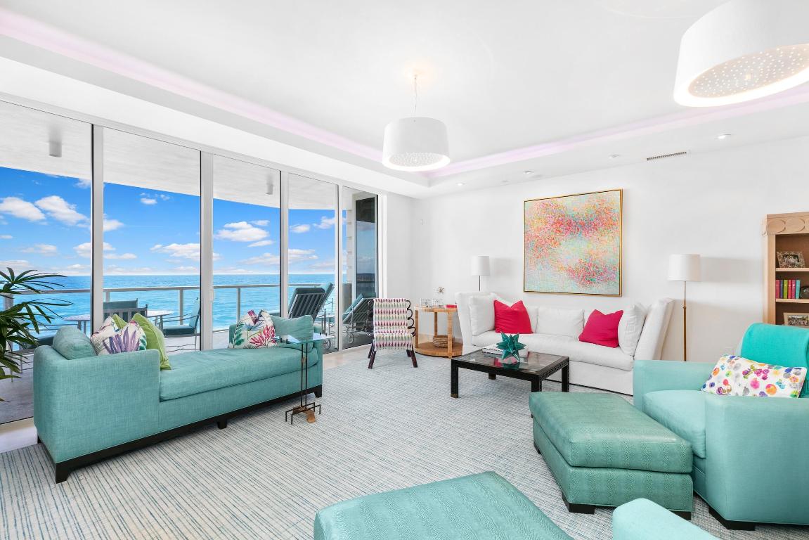 BELLARIA CONDO - Residential