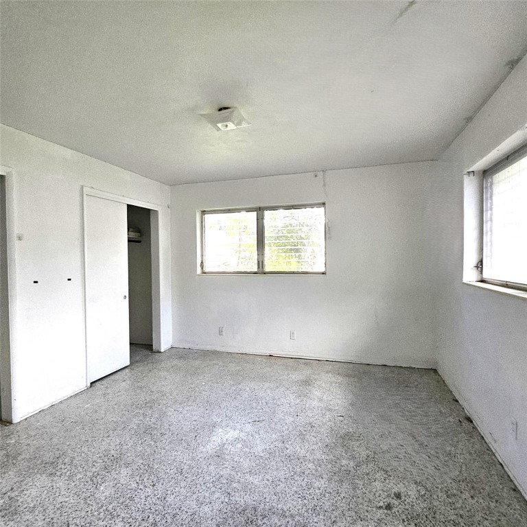 PLANTATION COURT - Residential