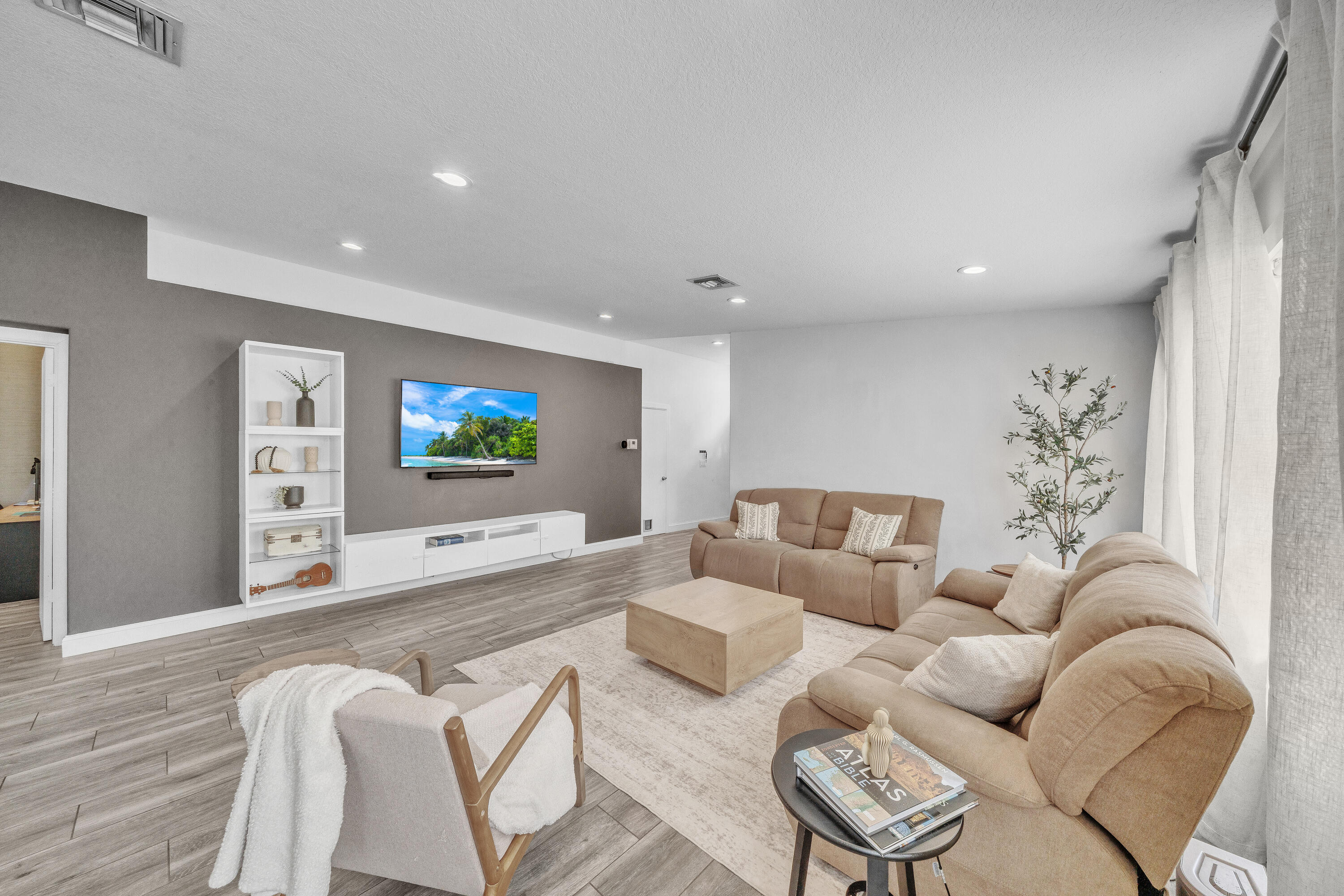 WATERWAYS AT DELRAY PH 1 - Residential