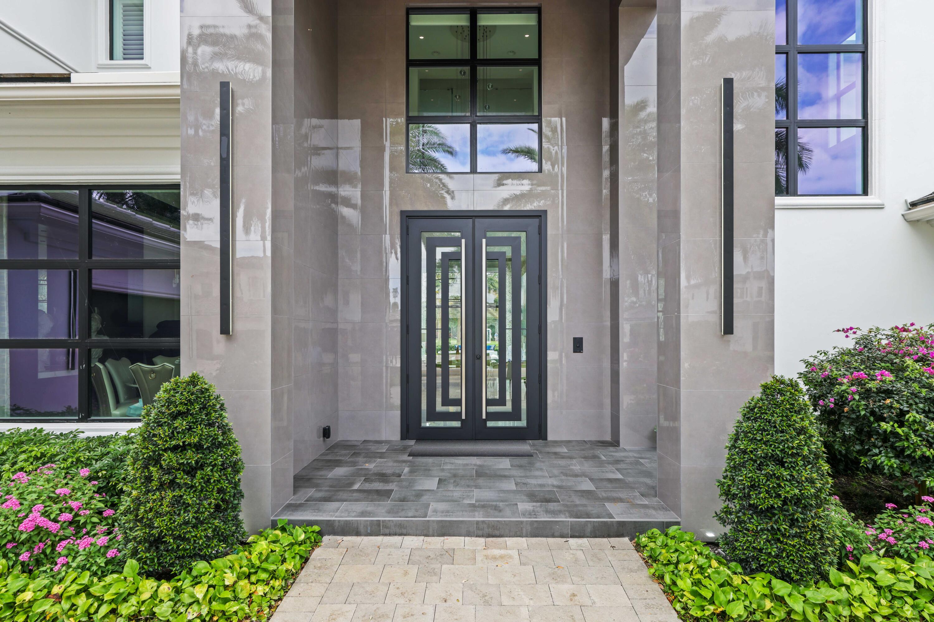 Mizner Country Club - Del Prado - Residential