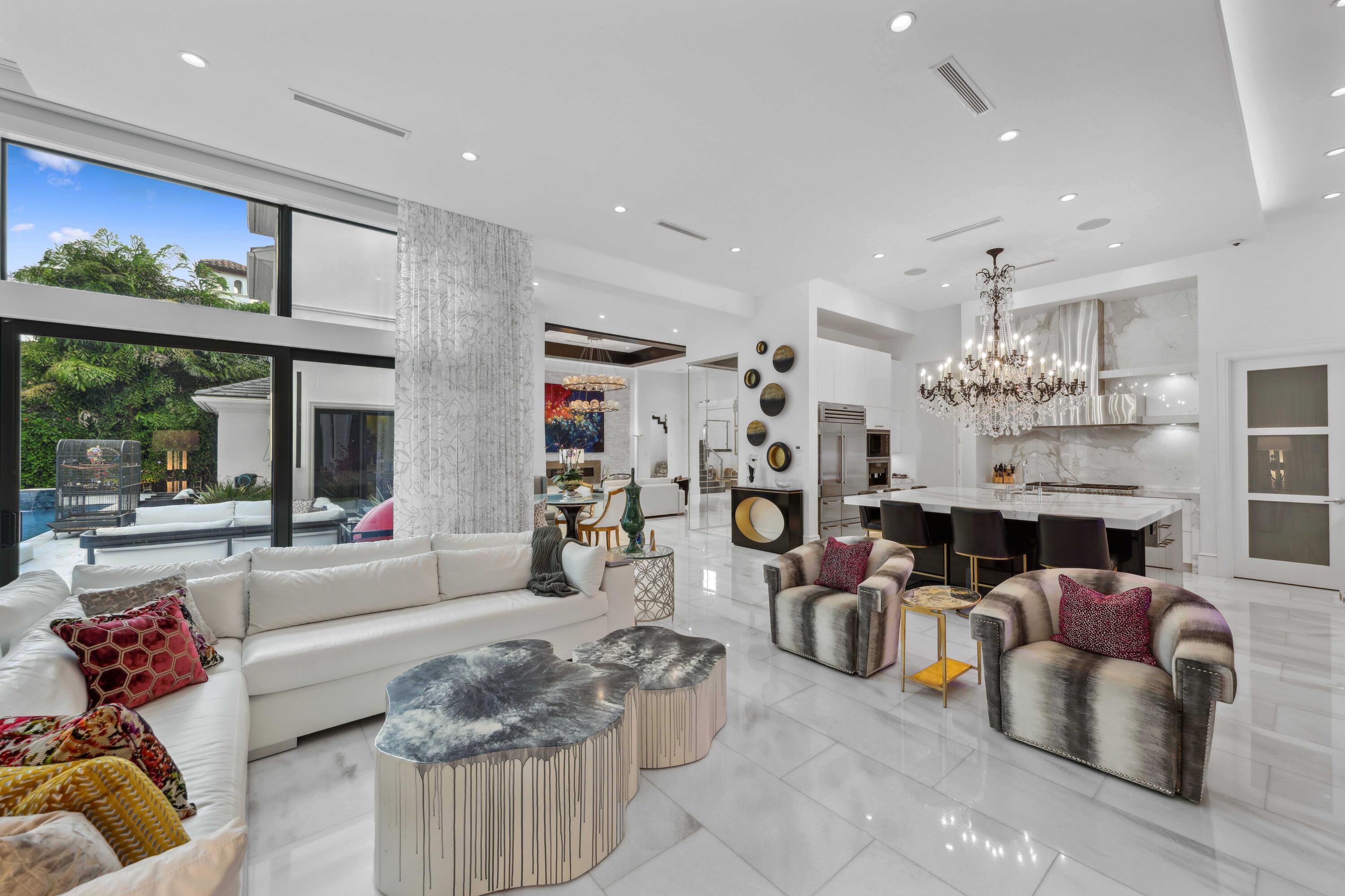 Mizner Country Club - Del Prado - Residential
