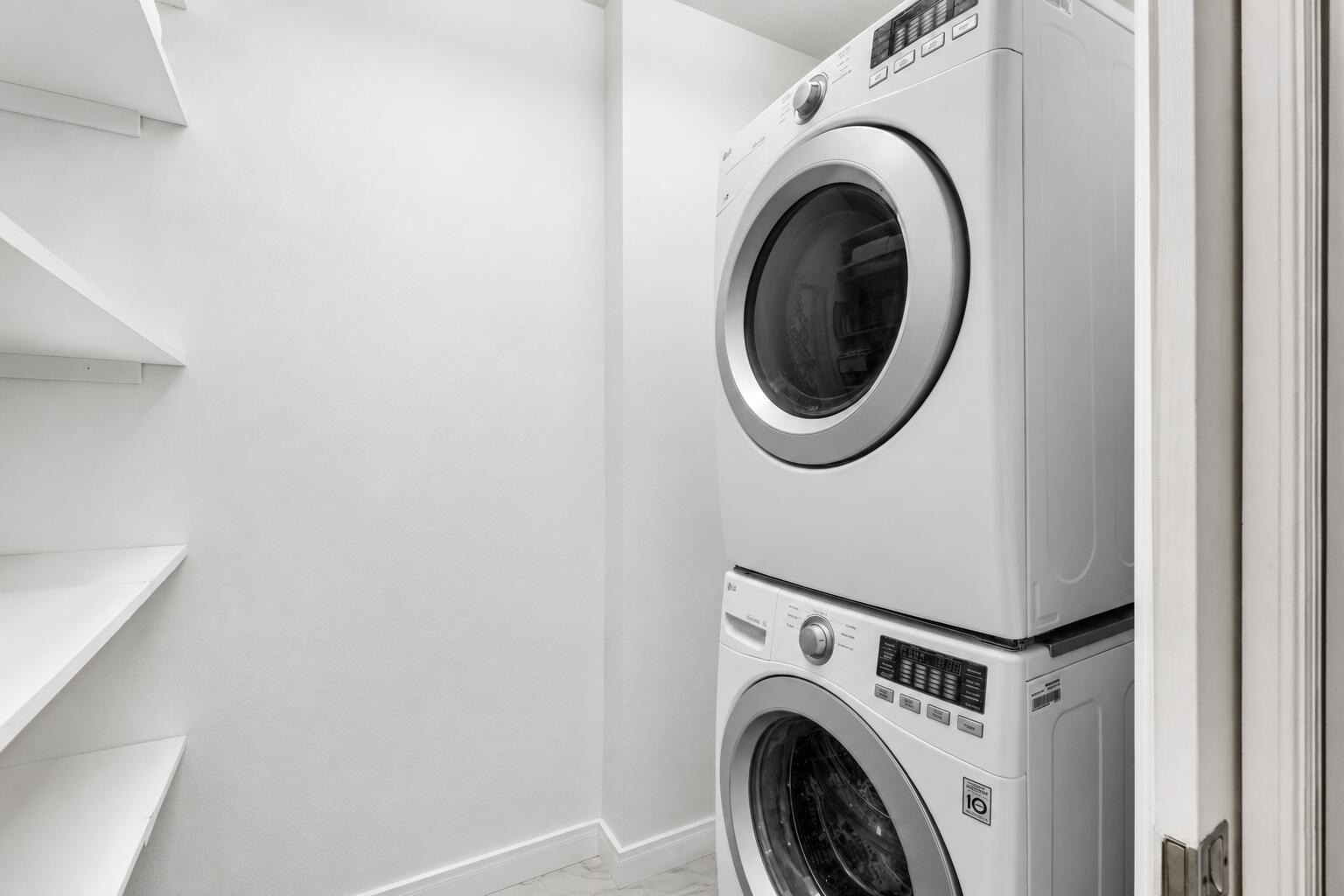 ONE CITY PLAZA CONDO - Residential Lease