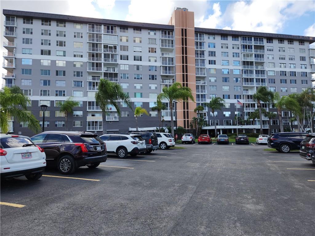 HILLCREST - Residential