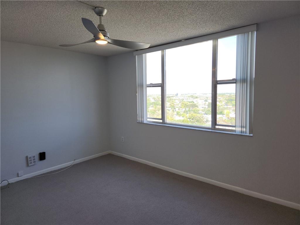 HILLCREST - Residential